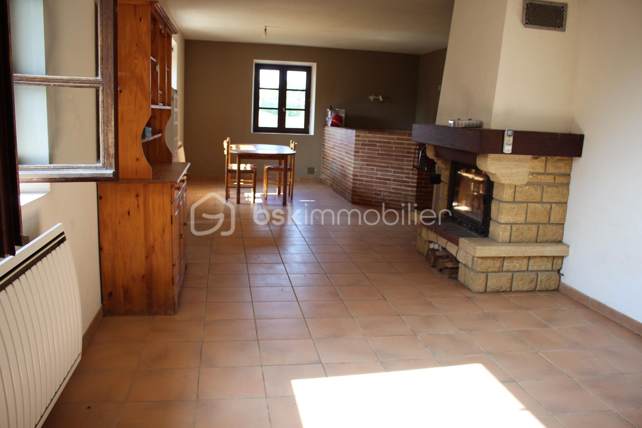 Corps de ferme de 81,98 m² - 509418475_10237138470104033_8521796758264836173_n.jpg