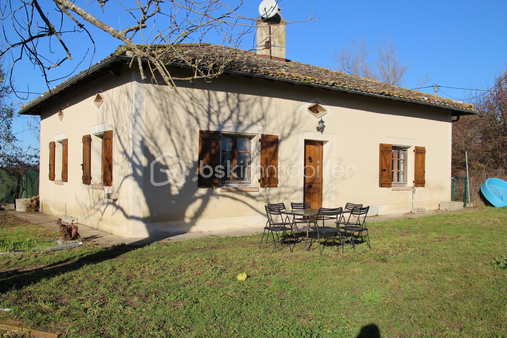 Corps de ferme de 81,98 m² - 470222893_10235028840604614_5788565192169589853_n.jpg