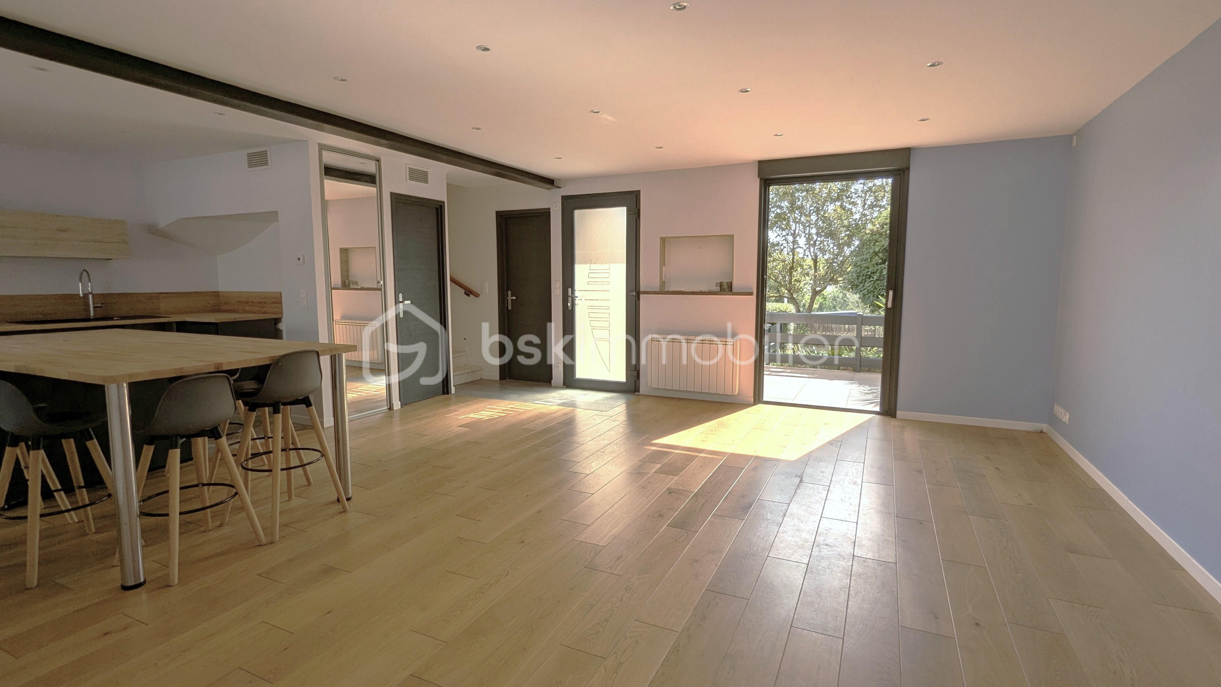 Maison traditionnelle de 86 m² - PXL_20250814_083446479.jpg