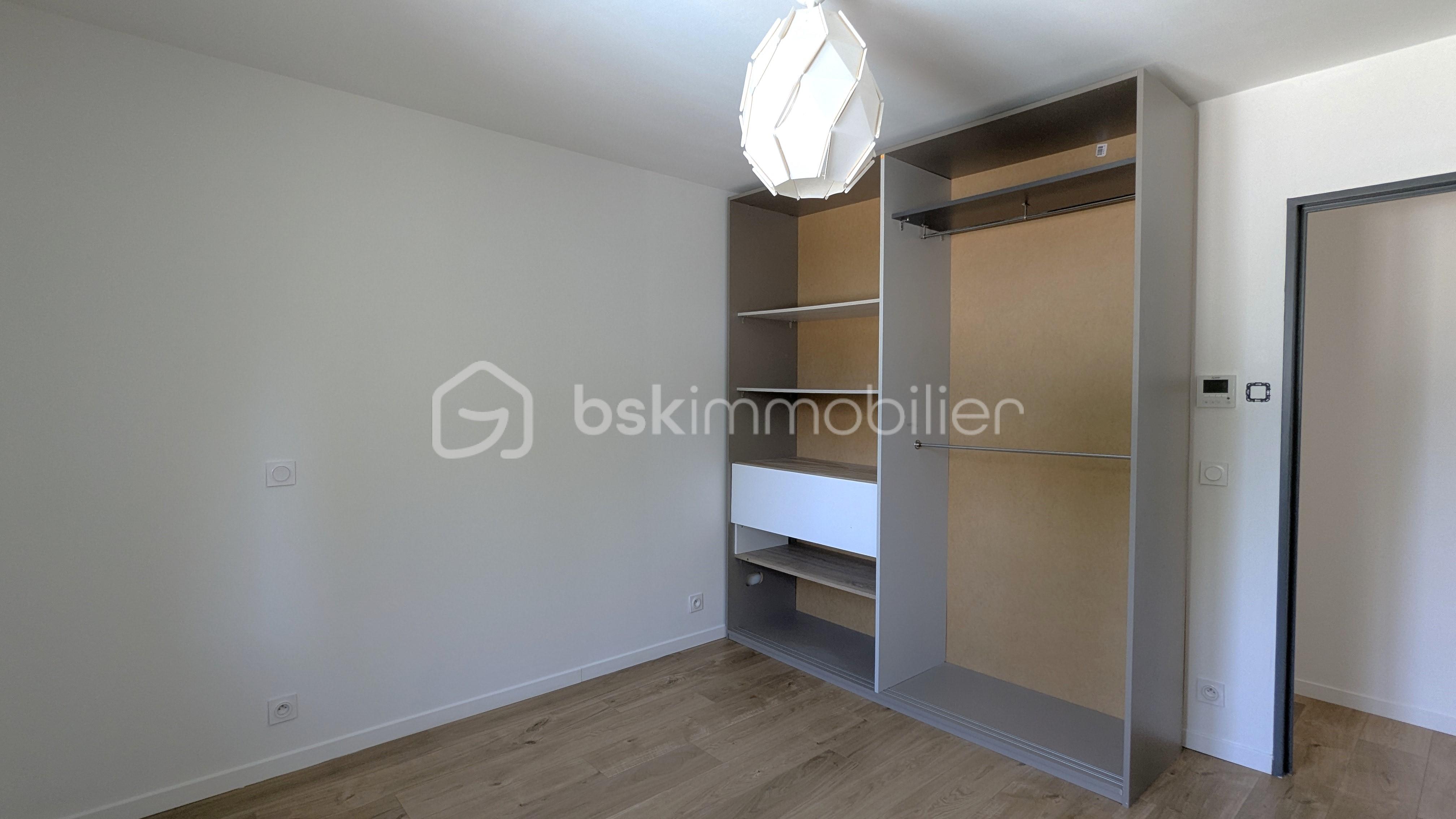 Maison traditionnelle de 86 m² - PXL_20250814_085717676.jpg