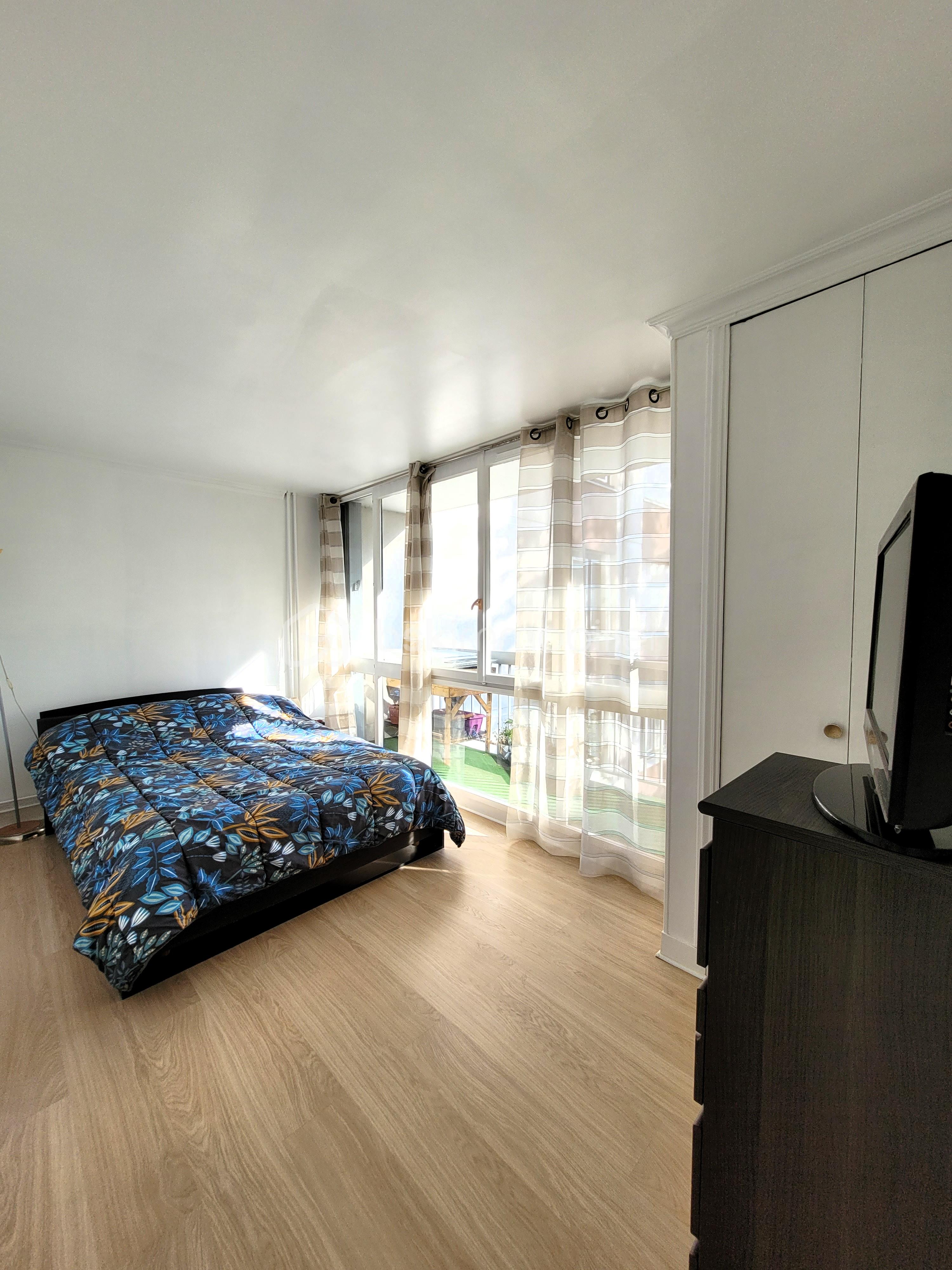Chambre balcon.jpg COPIE 2.jpg