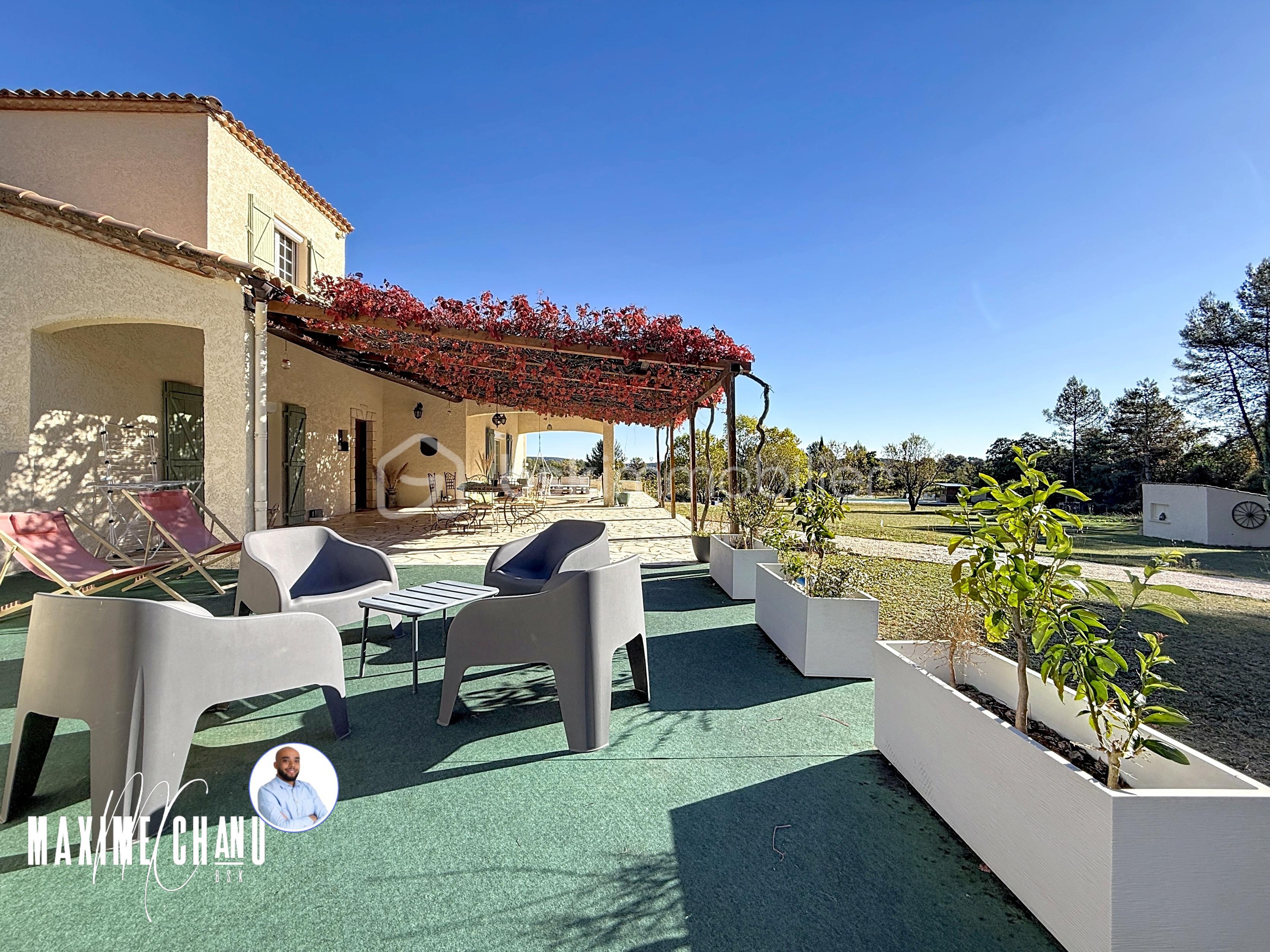 Maison de 285 m² - lormeau_00030.jpg