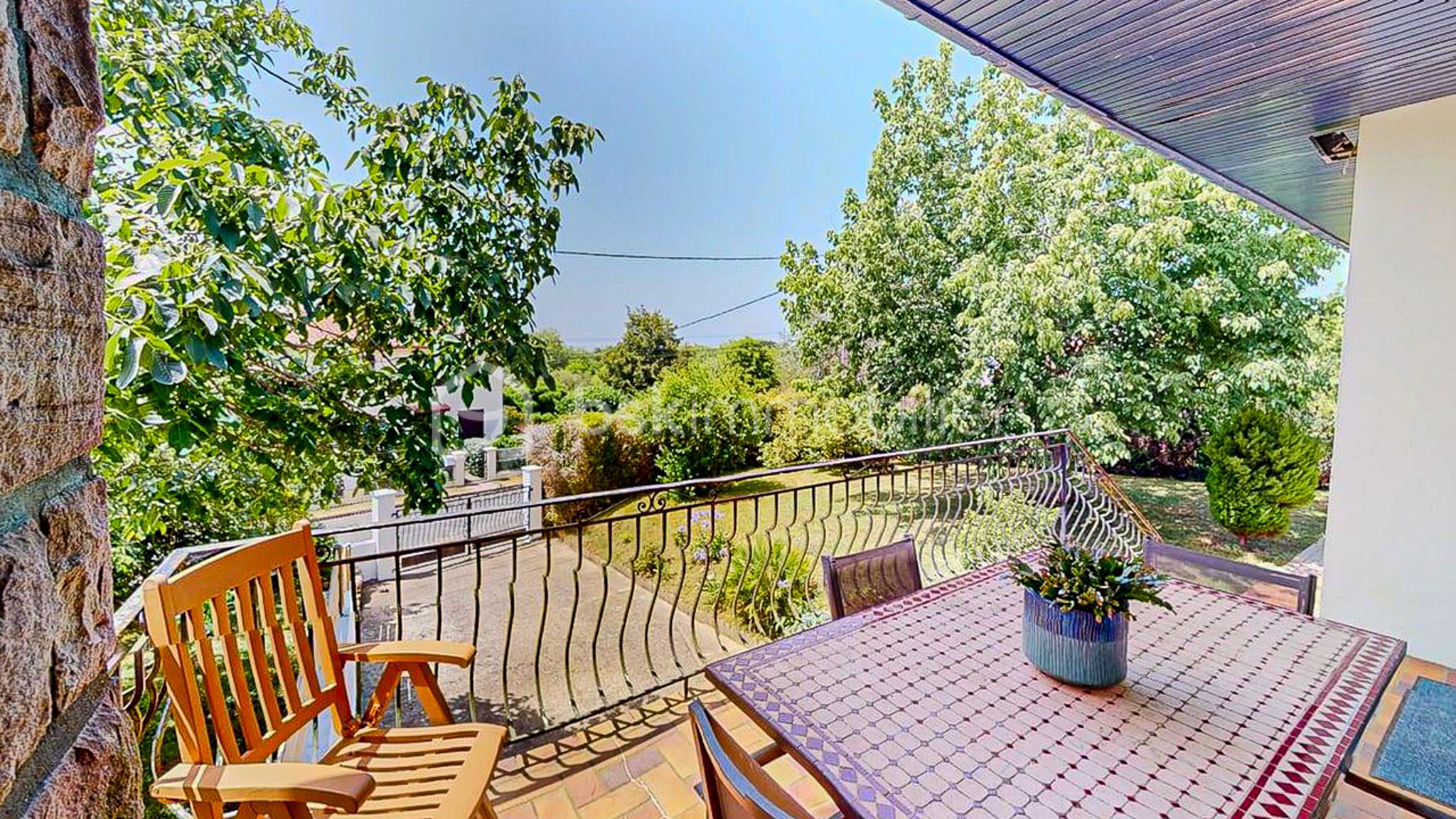 Maison-de-141m2-avec-terrasse-et-jardin-sous-sol-total-Lahonce-06222026_191801.jpg