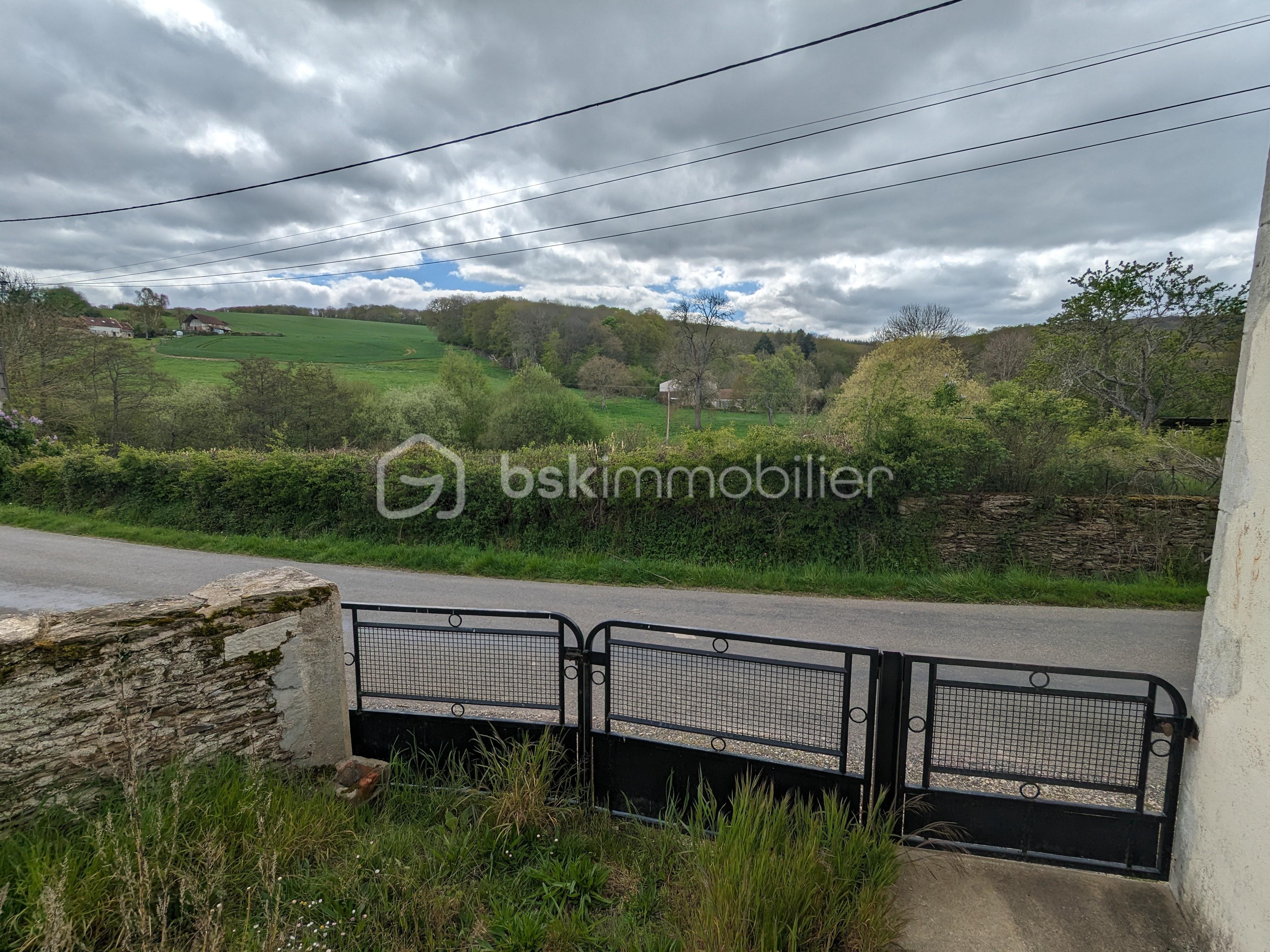 Maison en pierre de 105 m² - PXL_20240420_140212261.jpg