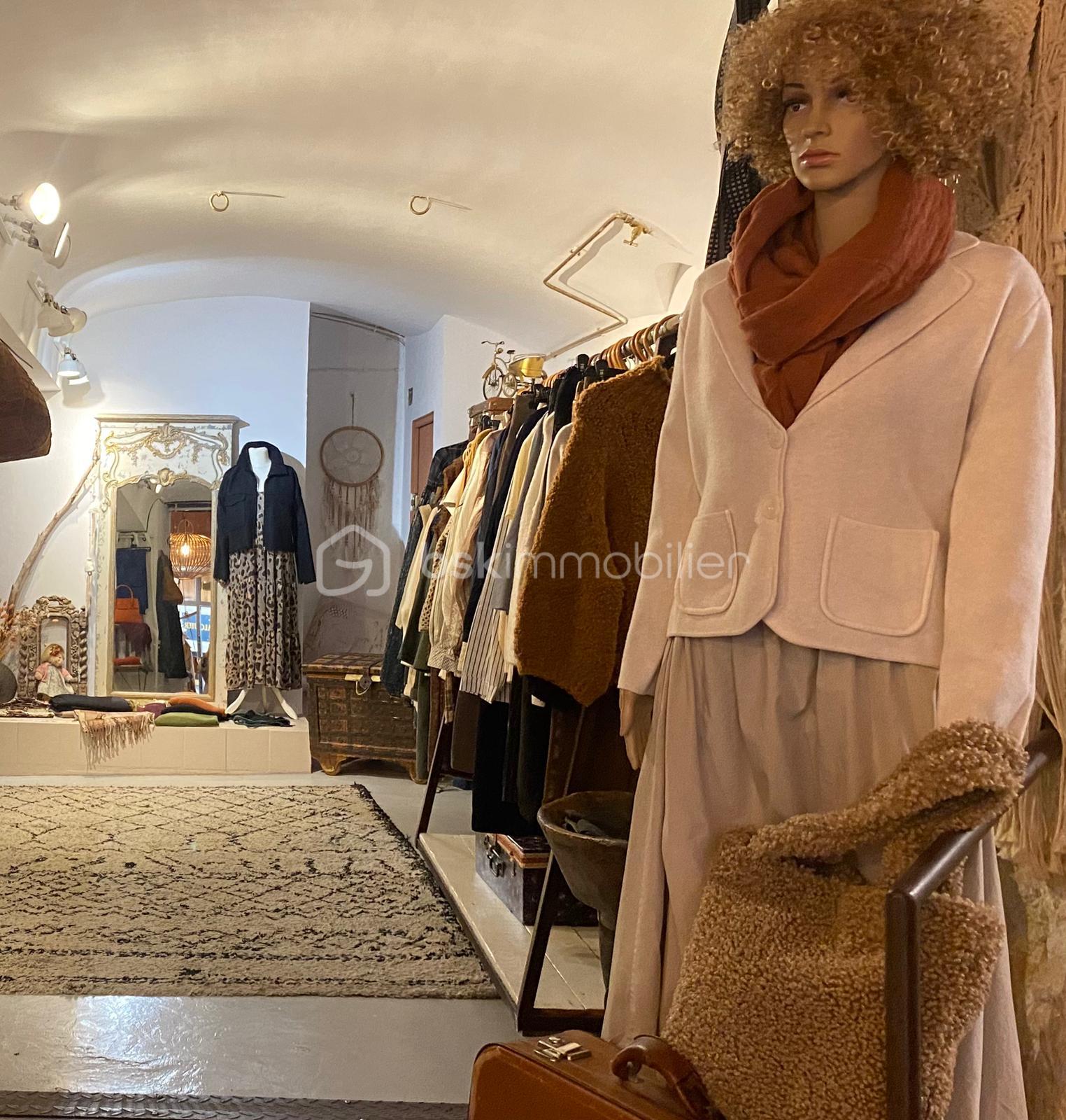 Boutique de 50 m² - WhatsApp Image 2026-01-19 at 18.54.42.jpeg