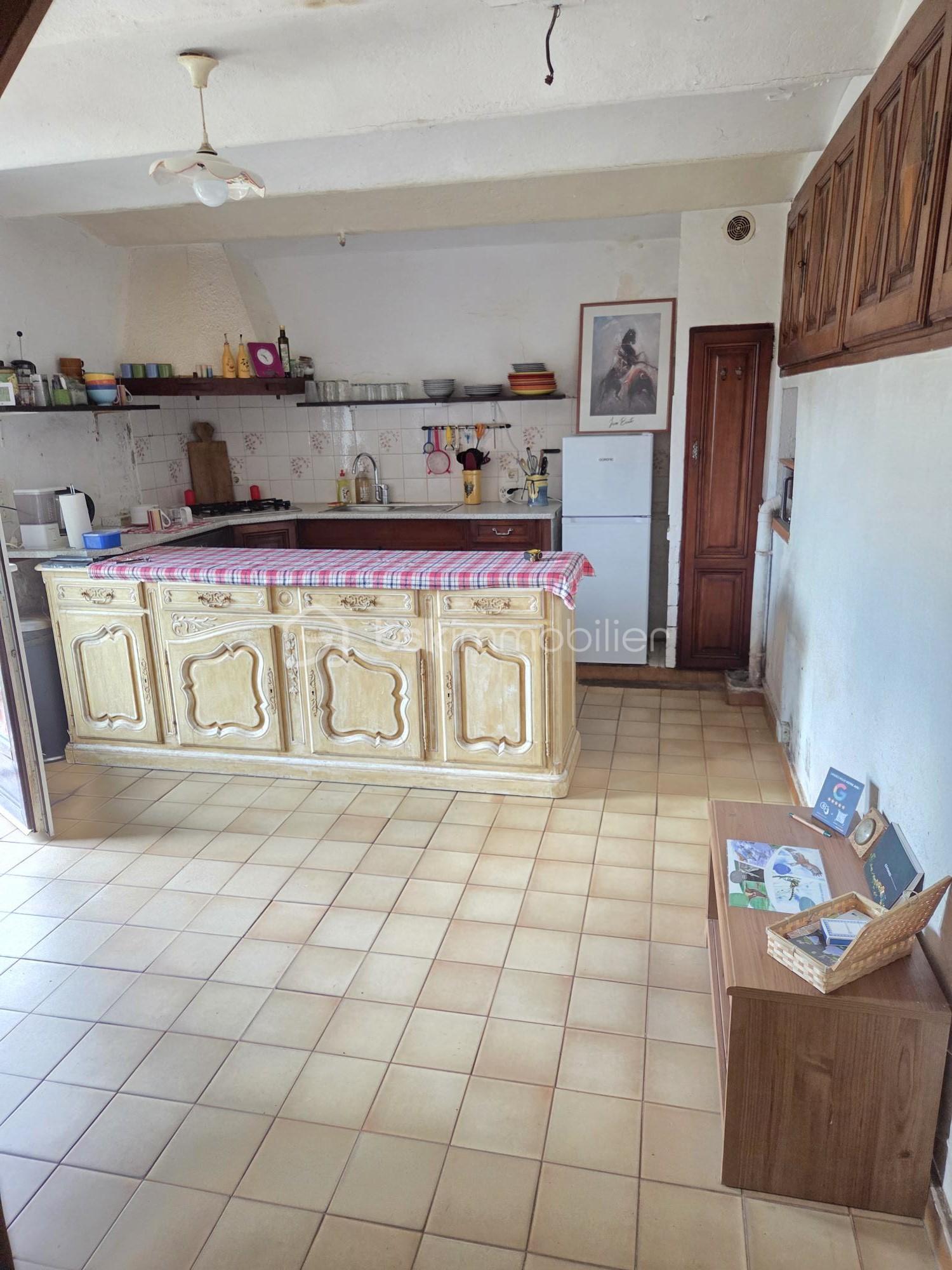 Maison en pierre de 105 m² - CUISINE 1.jpg