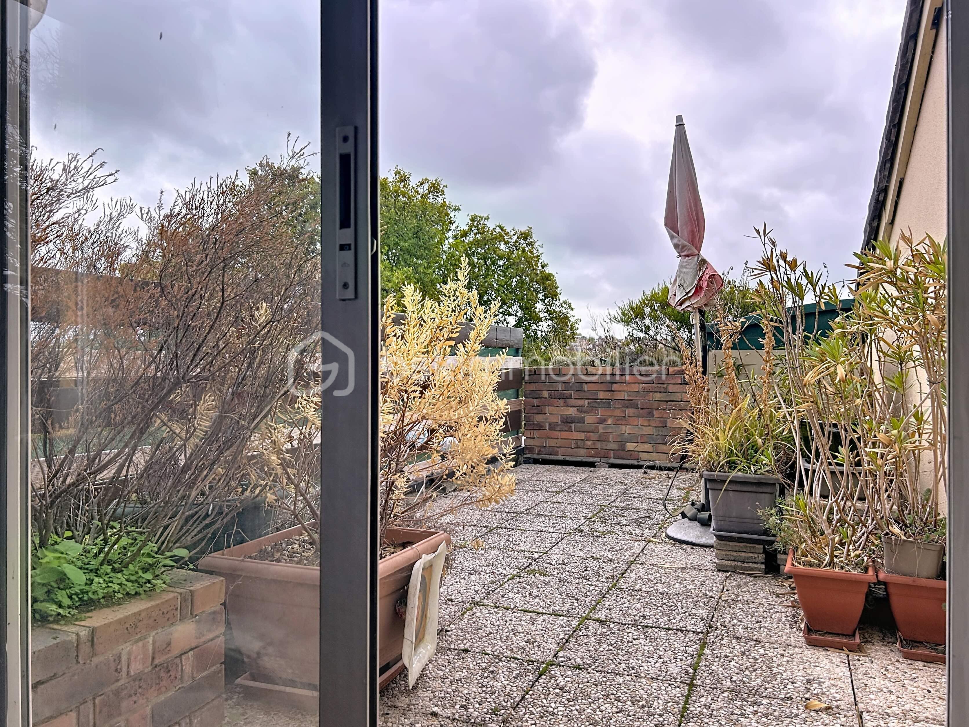 Duplex de 108 m² - negre_00014.jpeg