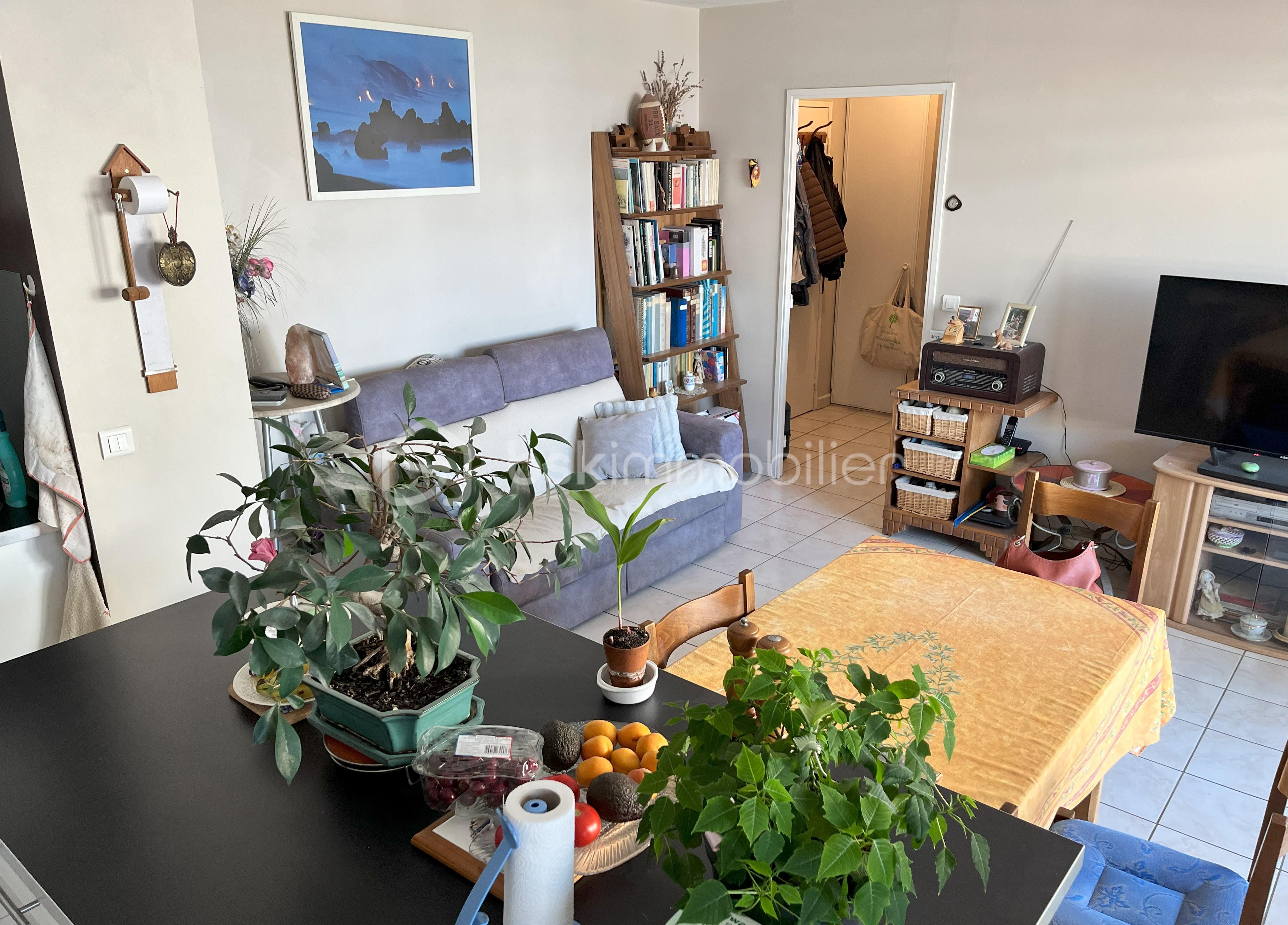 Appartement de 59,57 m² - SEJOUR 2.jpg