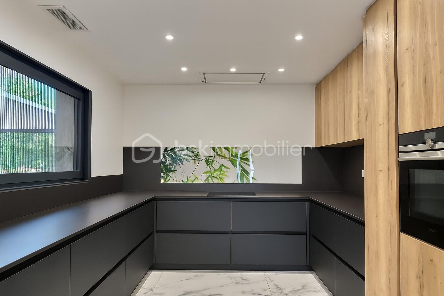 Maison contemporaine de 195 m² - ChatGPT Image 30 sept. 2025, 09_14_25.jpg