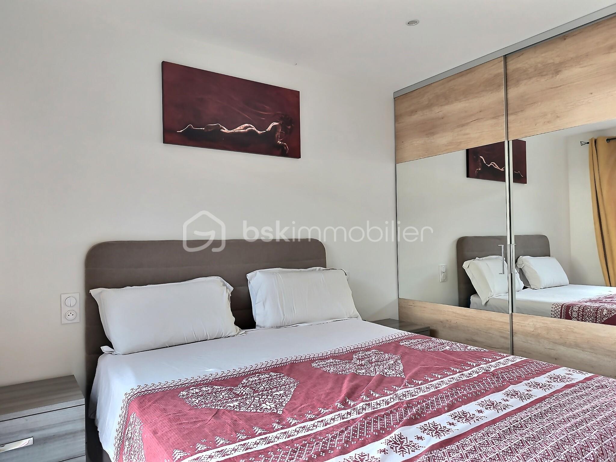 Maison contemporaine de 195 m² - exposio_132618072.jpg