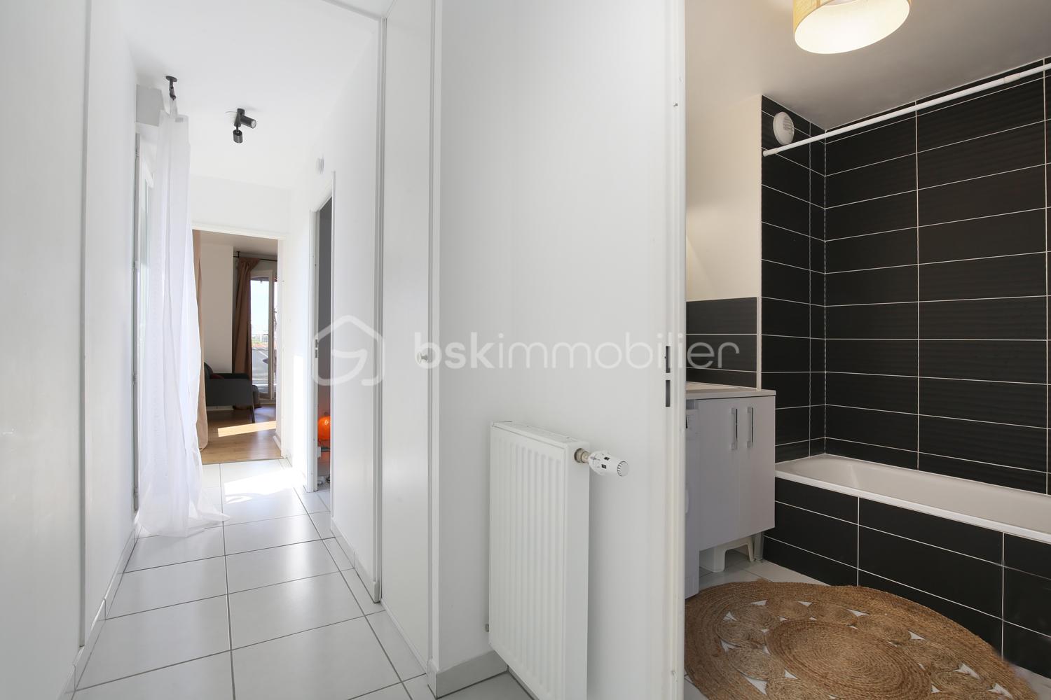 Appartement de 61 m² - web 02 - SDB 00.jpg