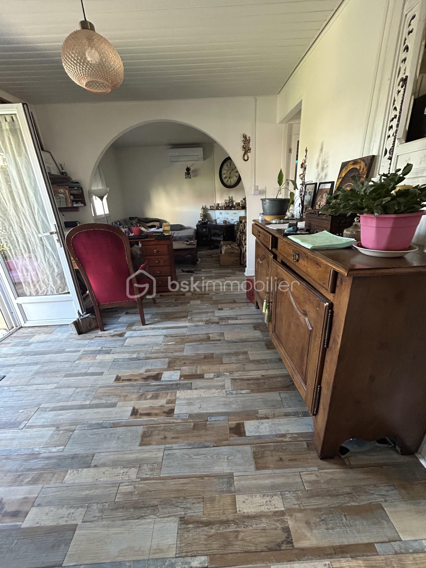 SALON BIS.jfif