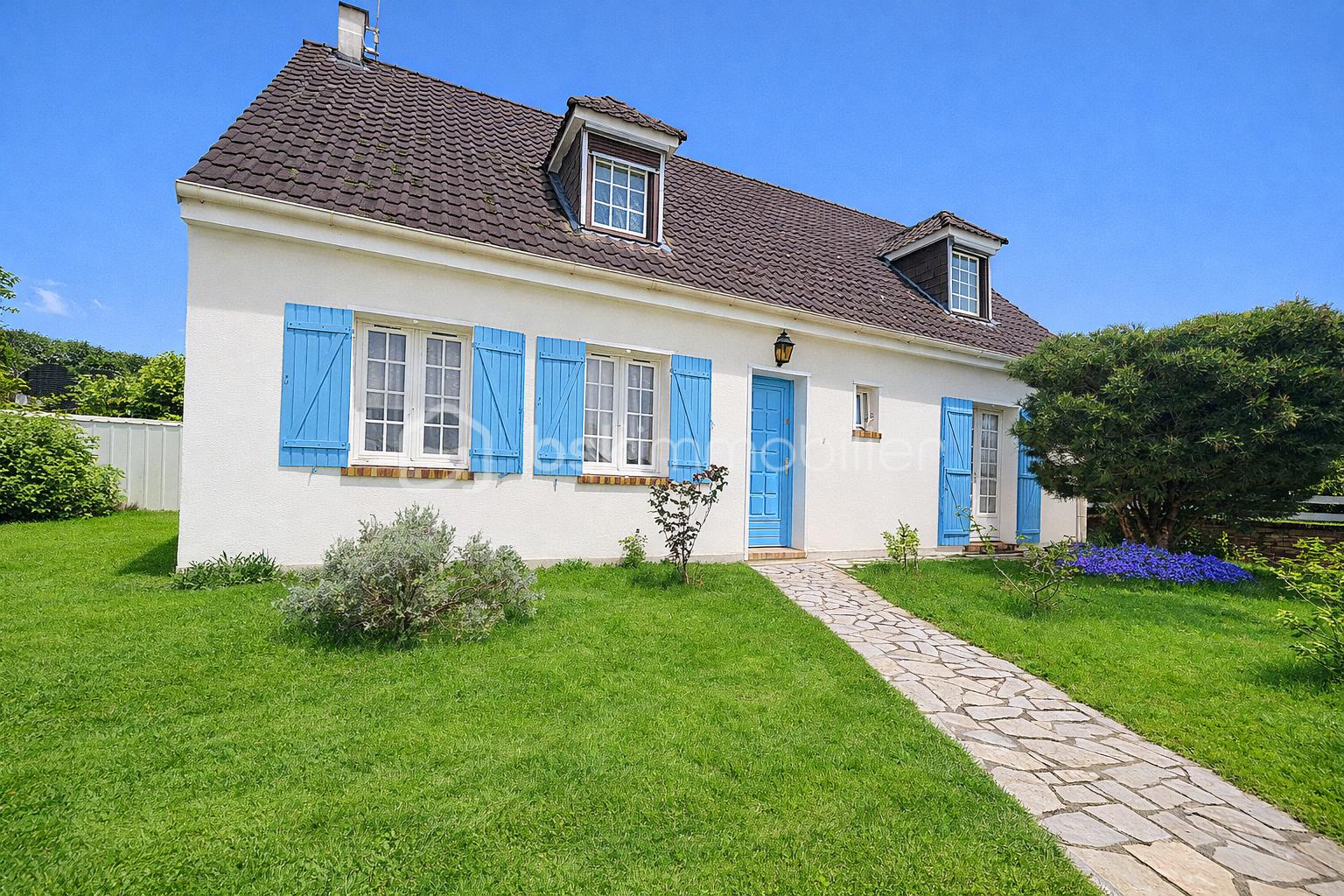 Charm d'une maison de campagne française.png