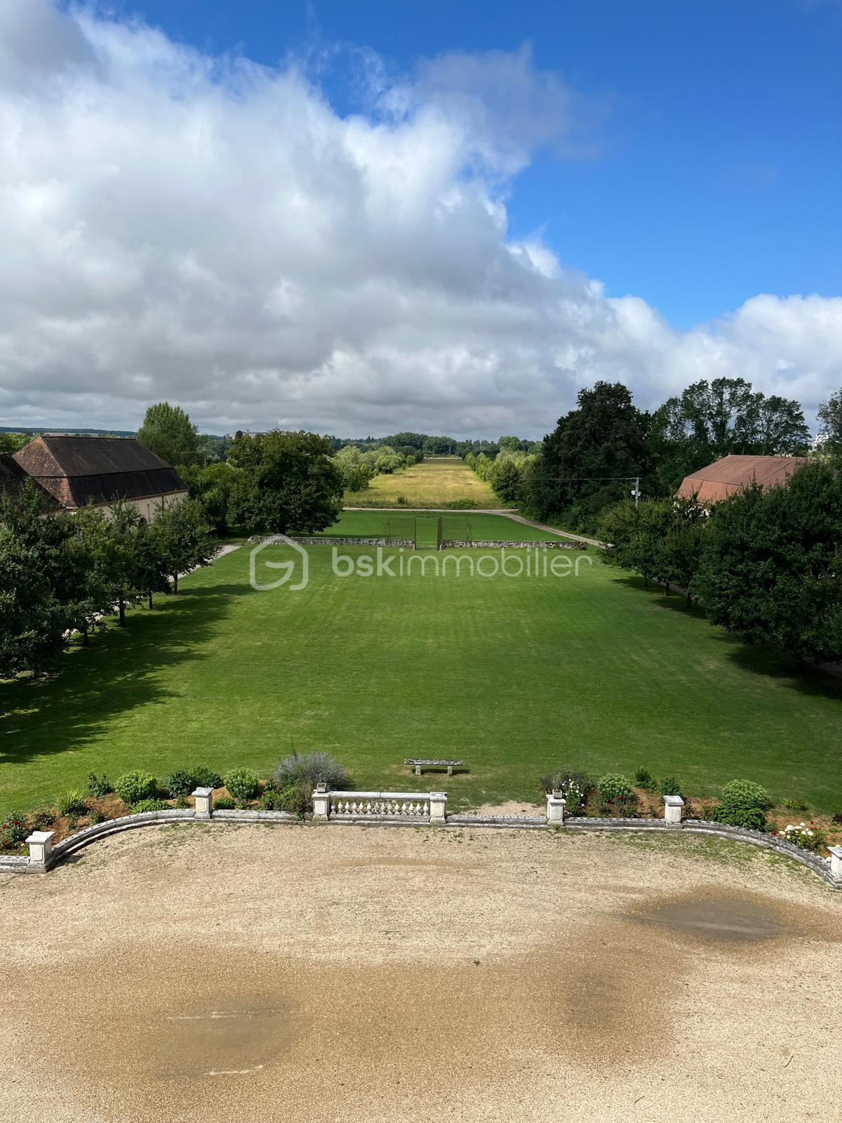 Domaine de 280 m² - 22c8dda0-03d3-4782-af5a-7ad2c08ddff3.JPG