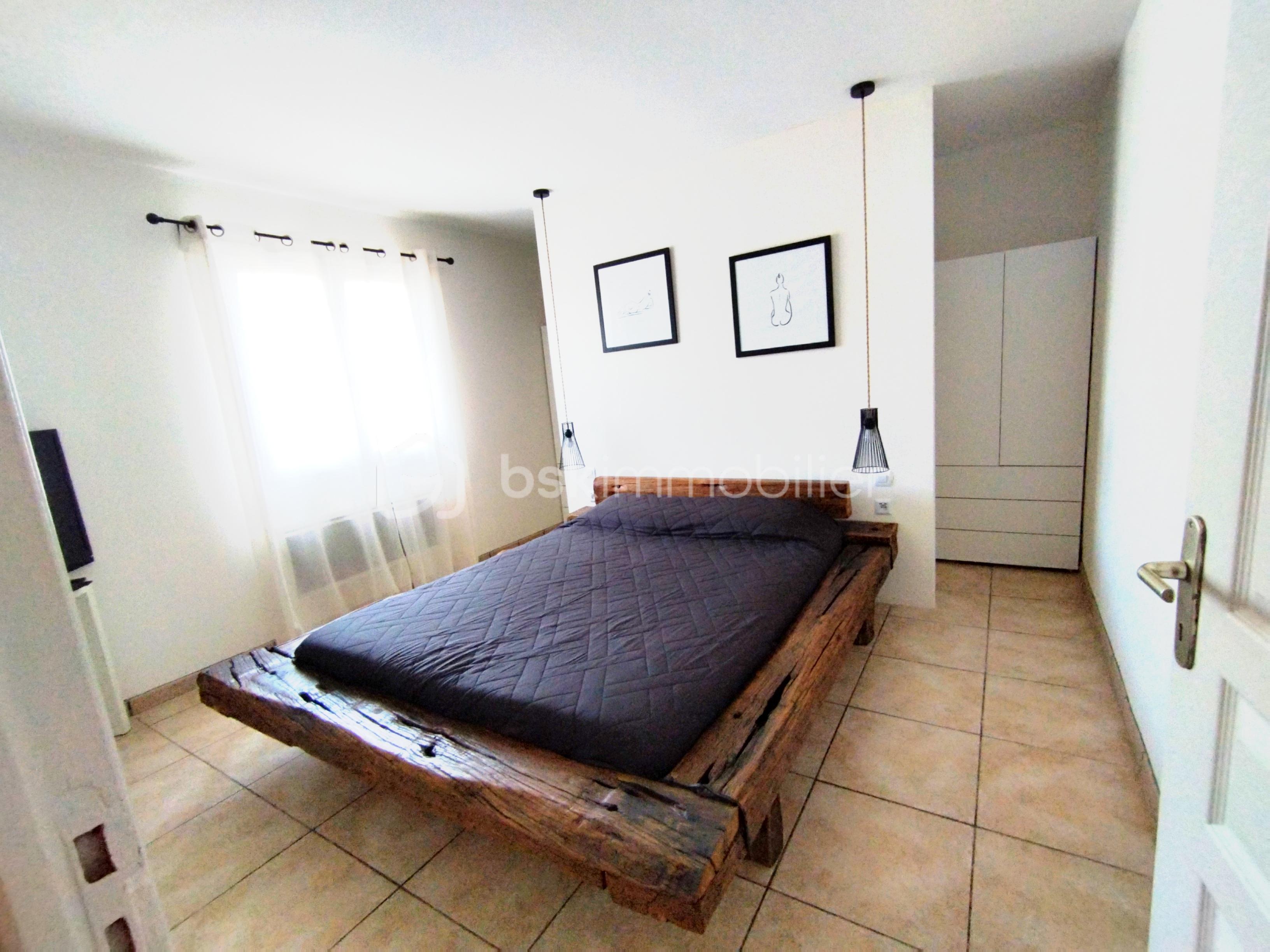 Maison de 219 m² - 1753429109964.jpg