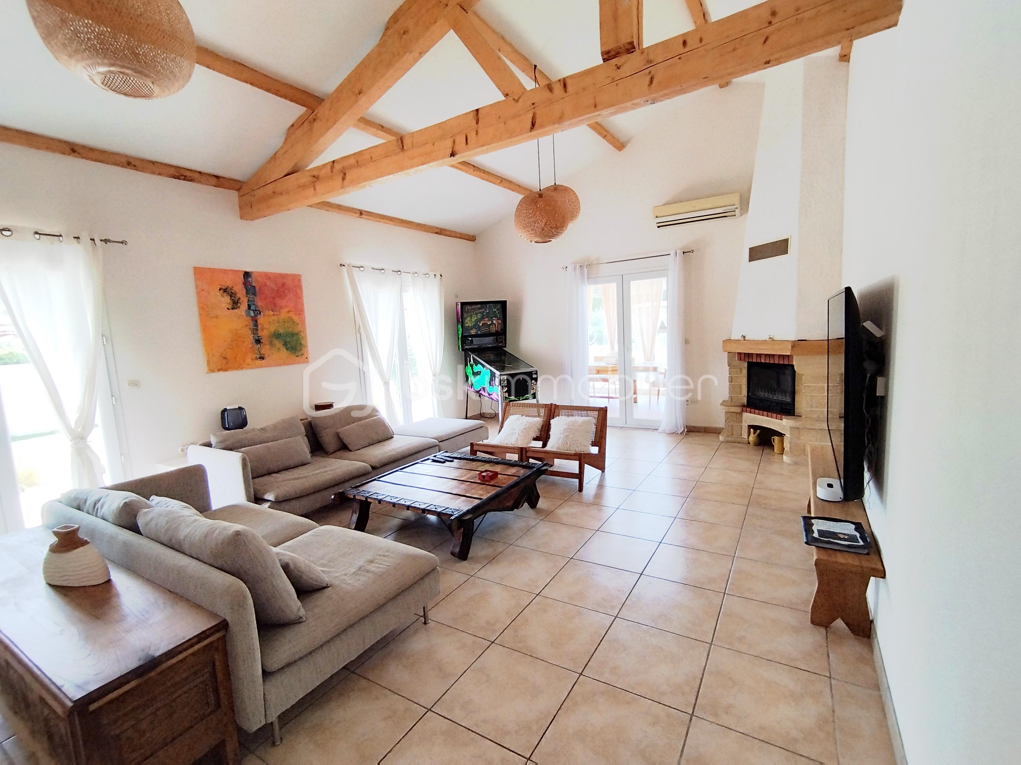 Maison de 219 m² - 1753429167276.jpg