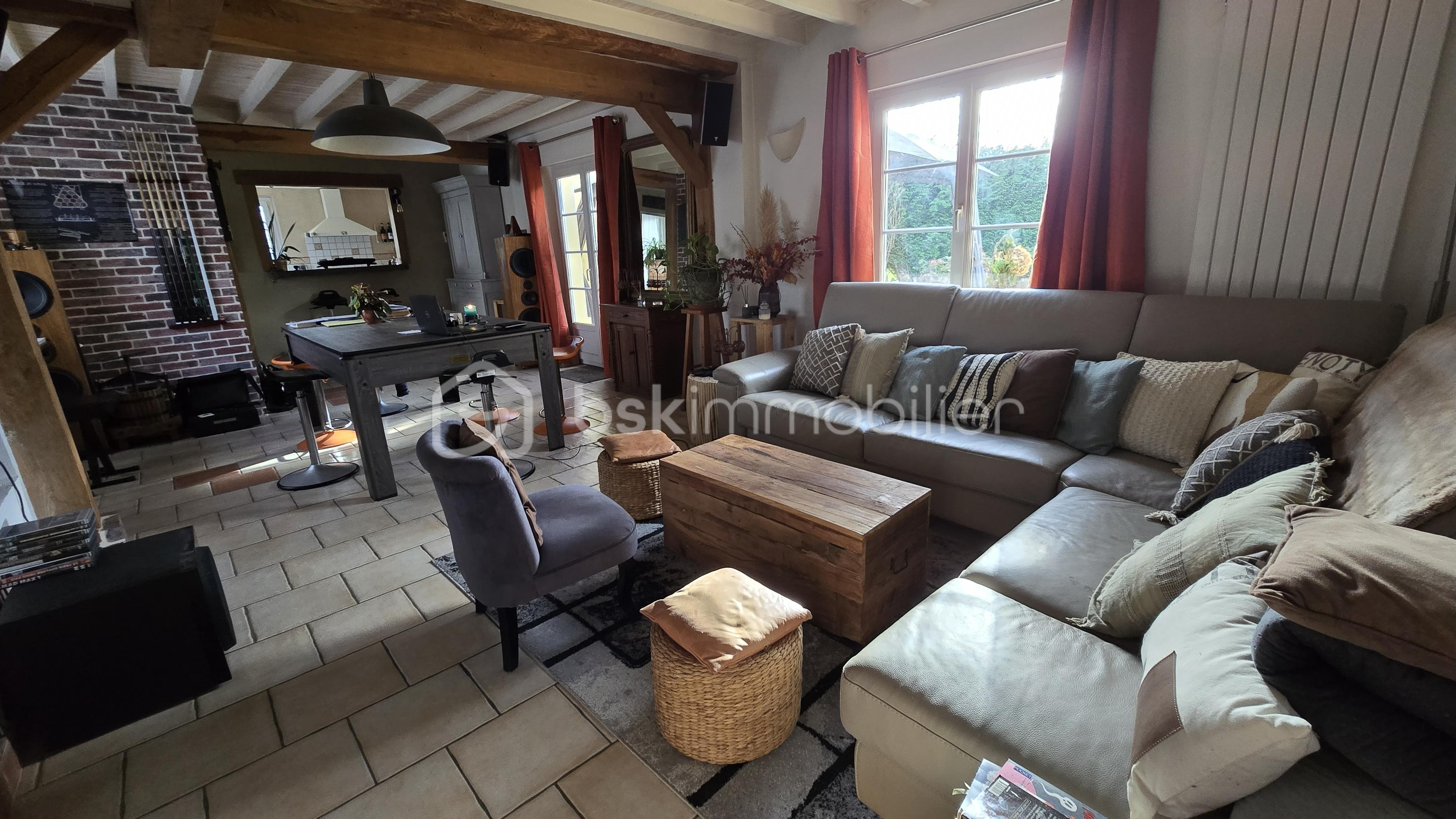 Maison ancienne de 141,32 m² - sejour.png