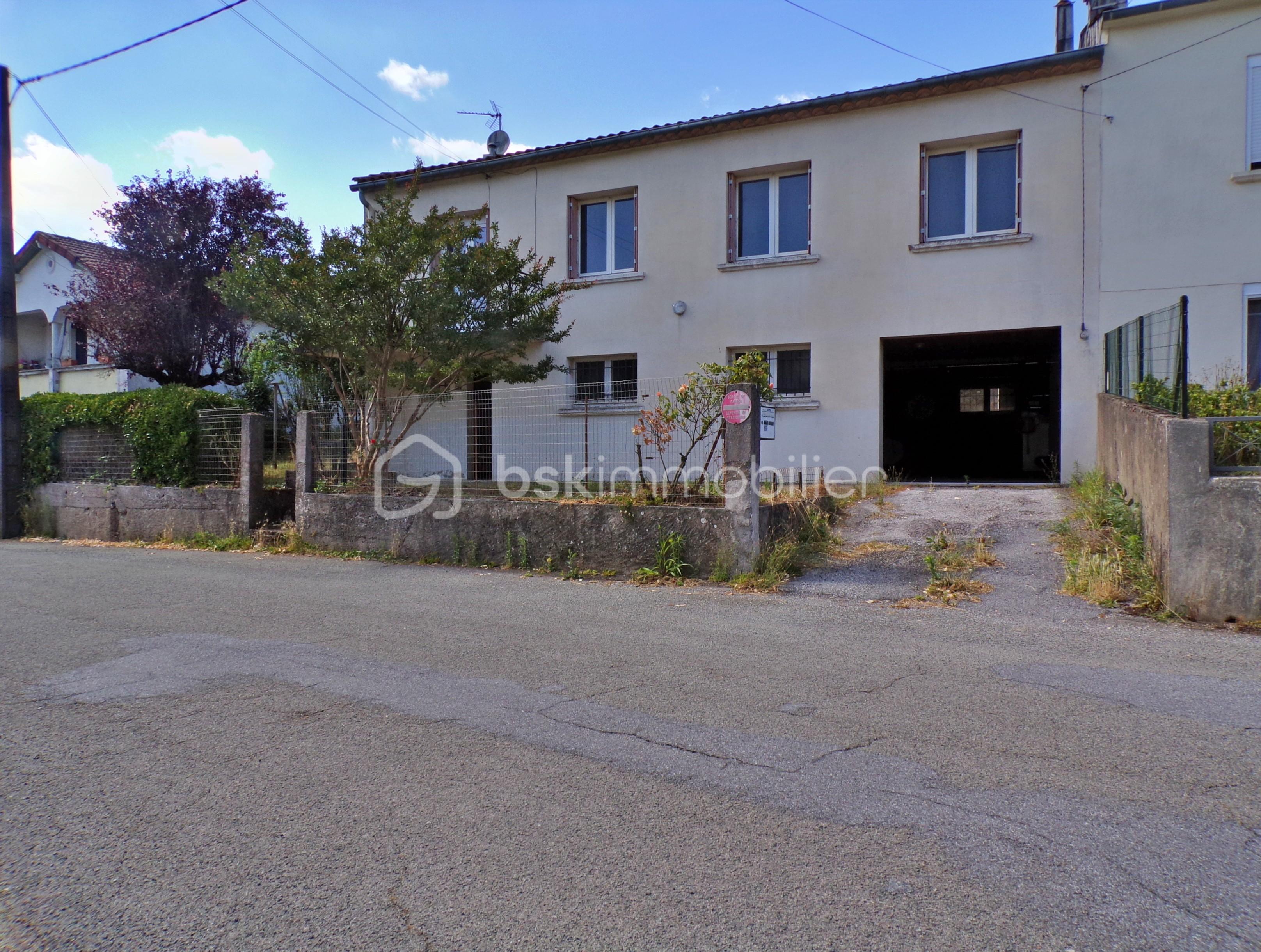 Maison de ville de 118 m² - Façade principale.JPG