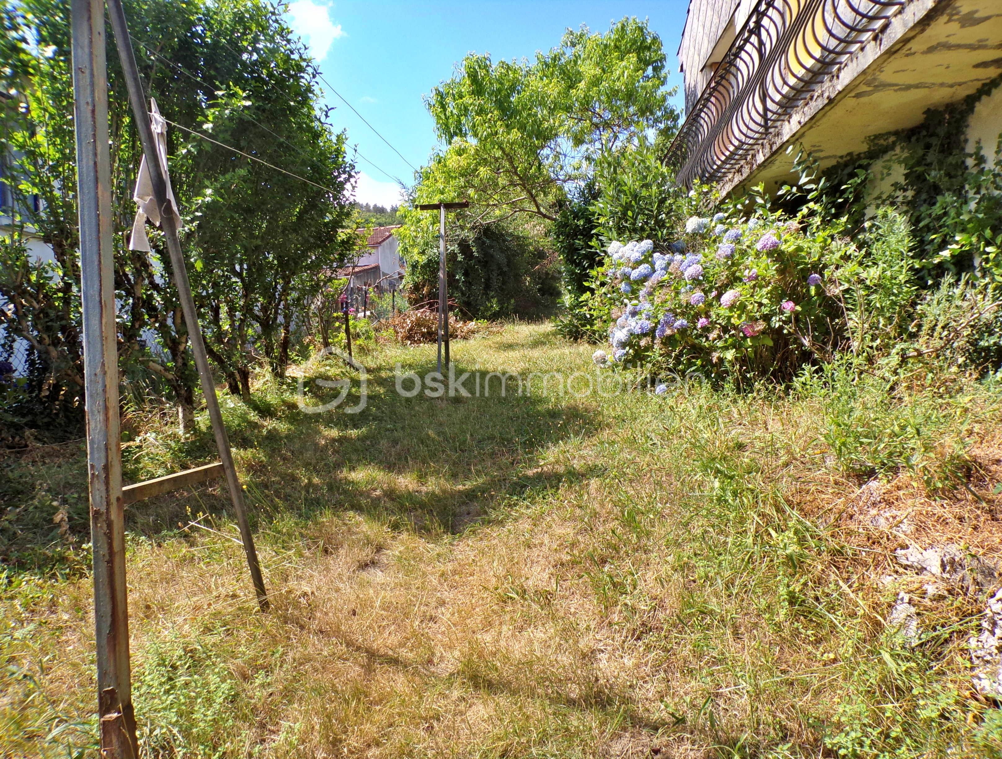 Maison de ville de 118 m² - Vue côté.JPG