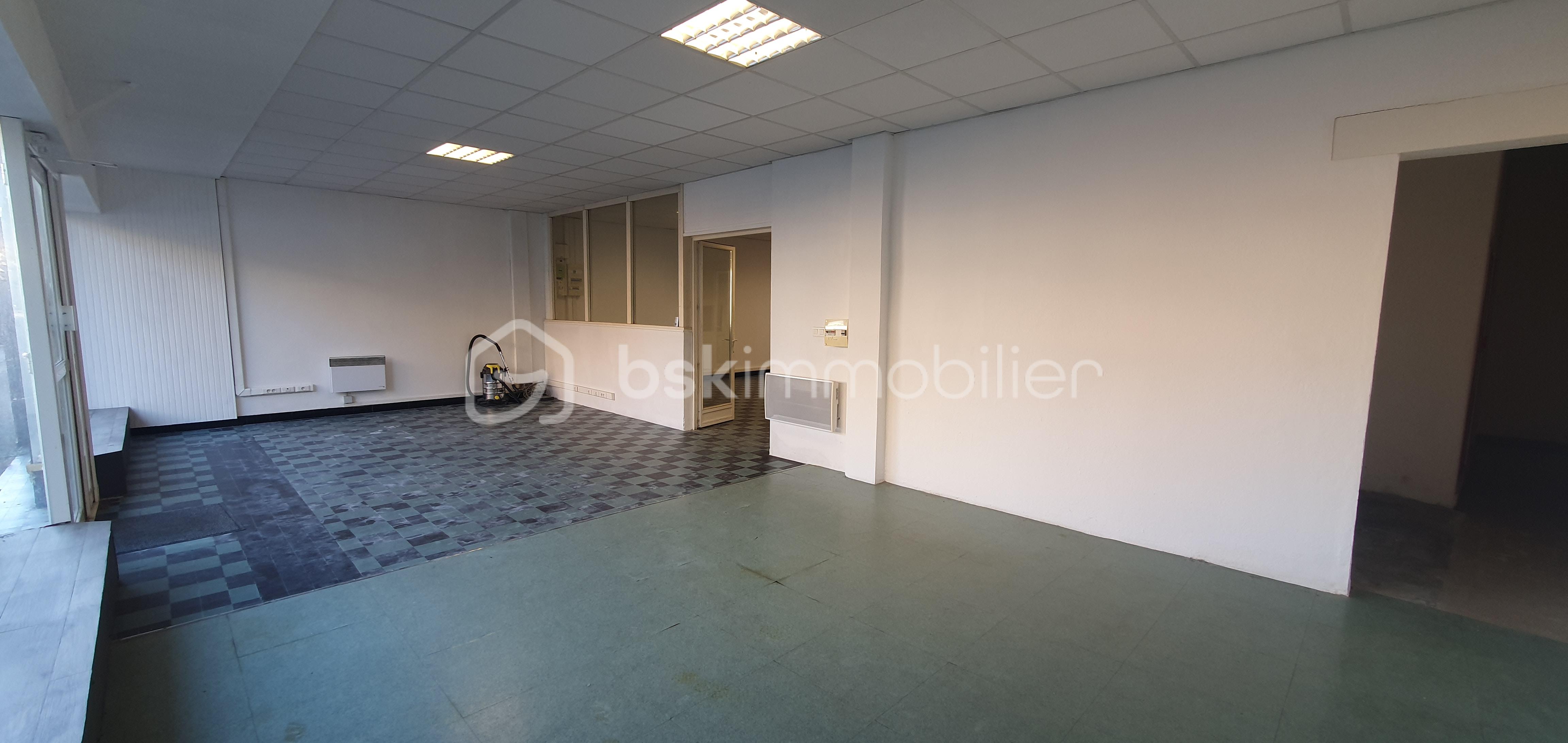 Bureau de 225 m² - 20251104_093051.jpg