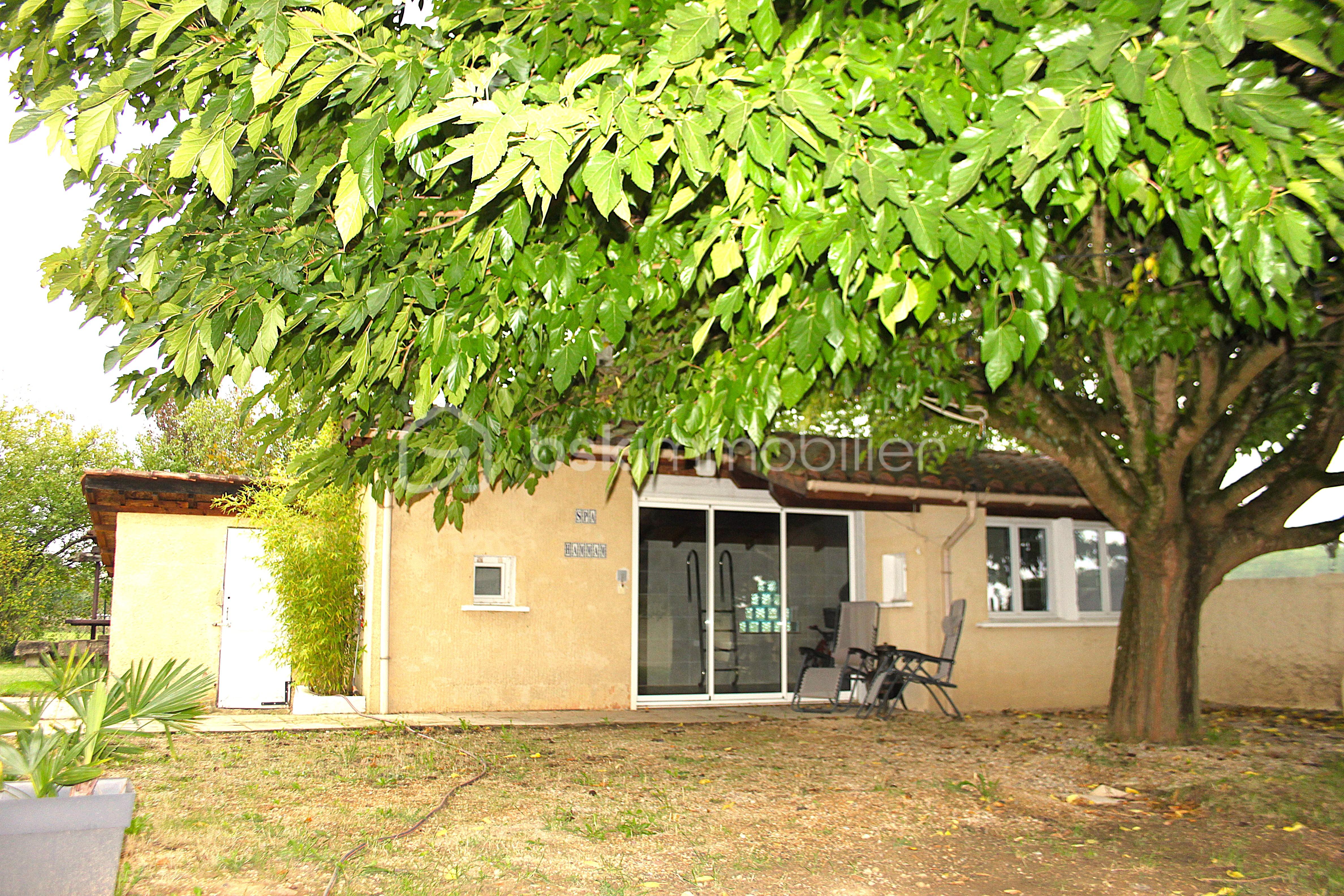 P hammam ext.jpg