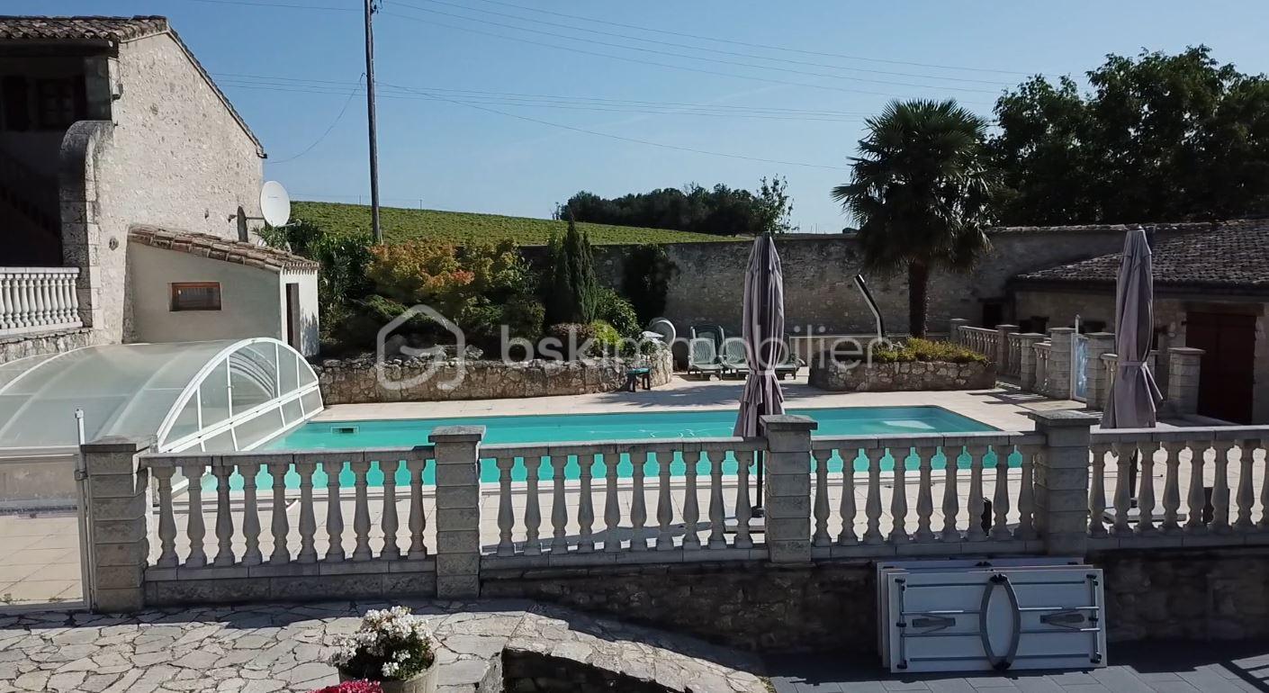 Maison de 251 m² - C4.JPG