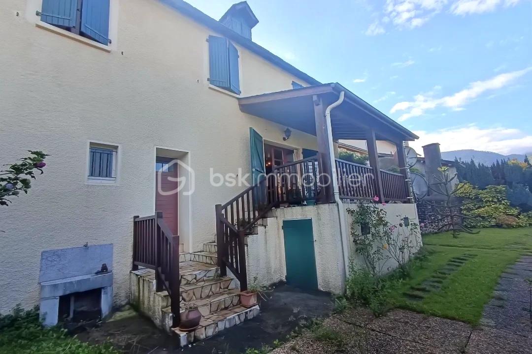 Maison de 150 m² - hoqi-45b4188ce9e143ad9630e09c06e082bd.jpg
