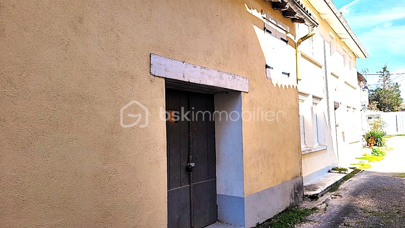 Maison de 82 m² - Entrée Grange 1.jpg