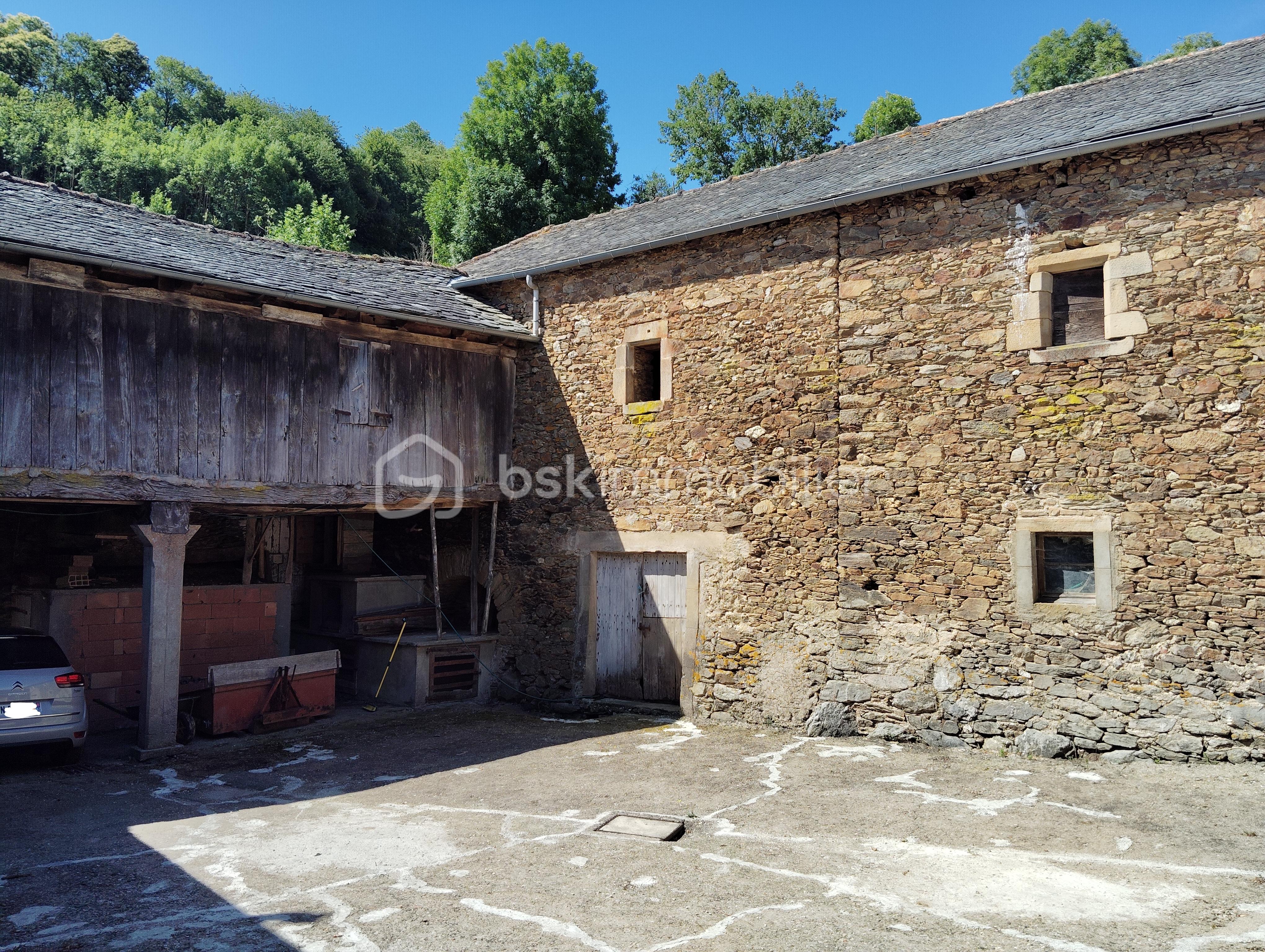 Corps de ferme de 275 m² - IMG_20250707_160513.jpg