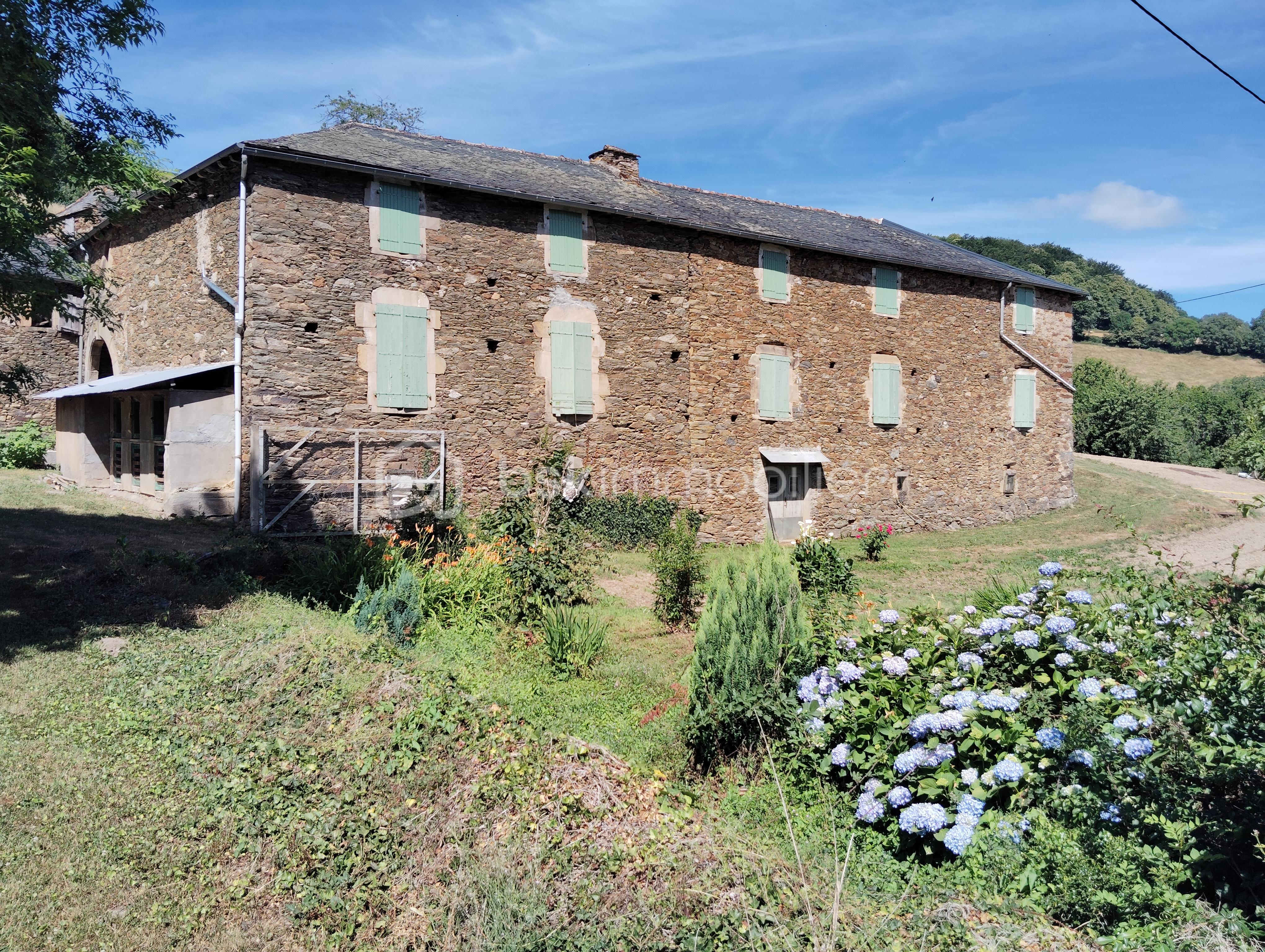 Corps de ferme de 275 m² - IMG_20250627_111750.jpg