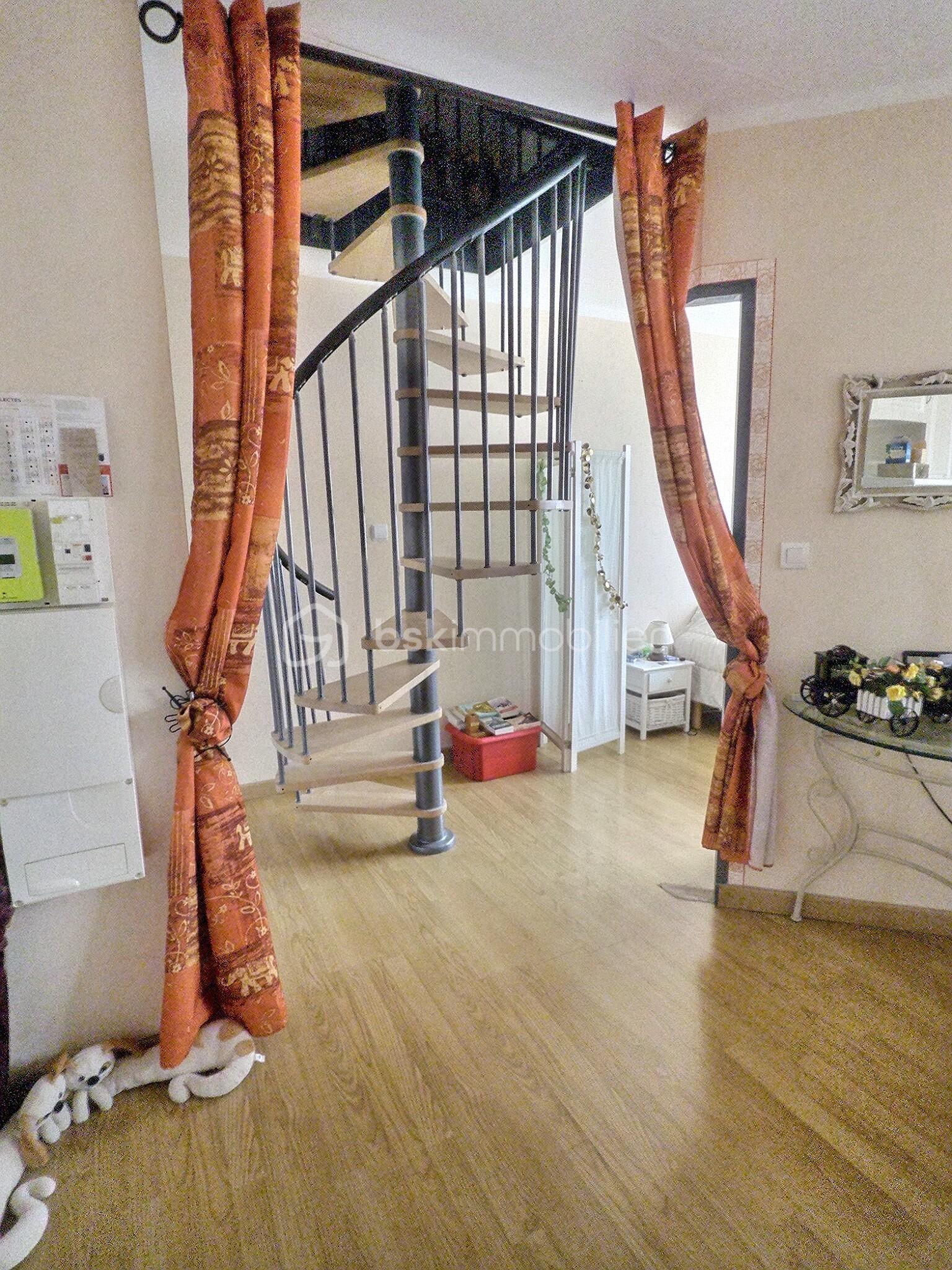 Appartement de 39 m² - exposio_133380444.jpg