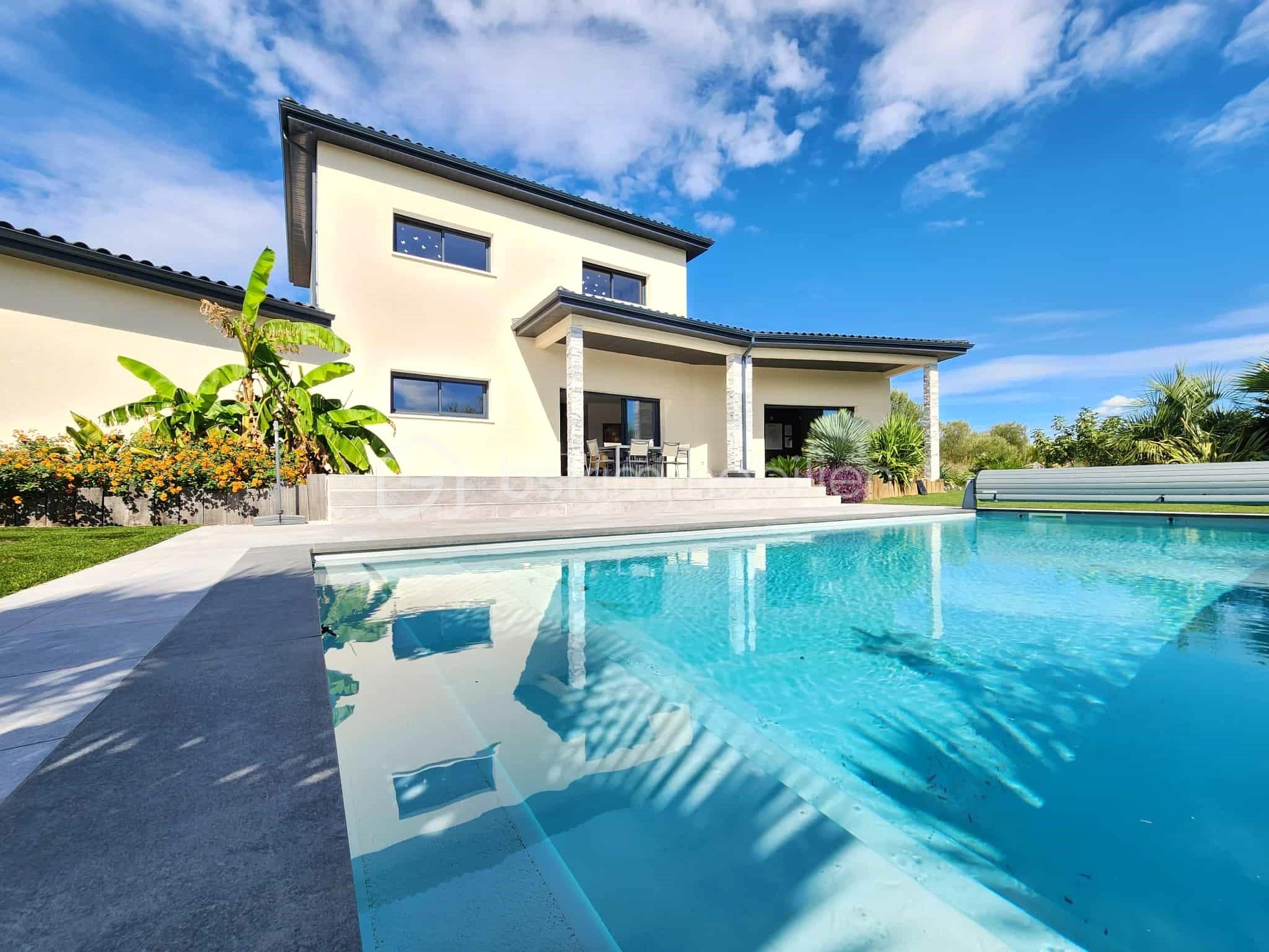 Villa de 162 m² - e4ec8ebf-0f01-42d4-9375-f0097aec8bdb.jpg