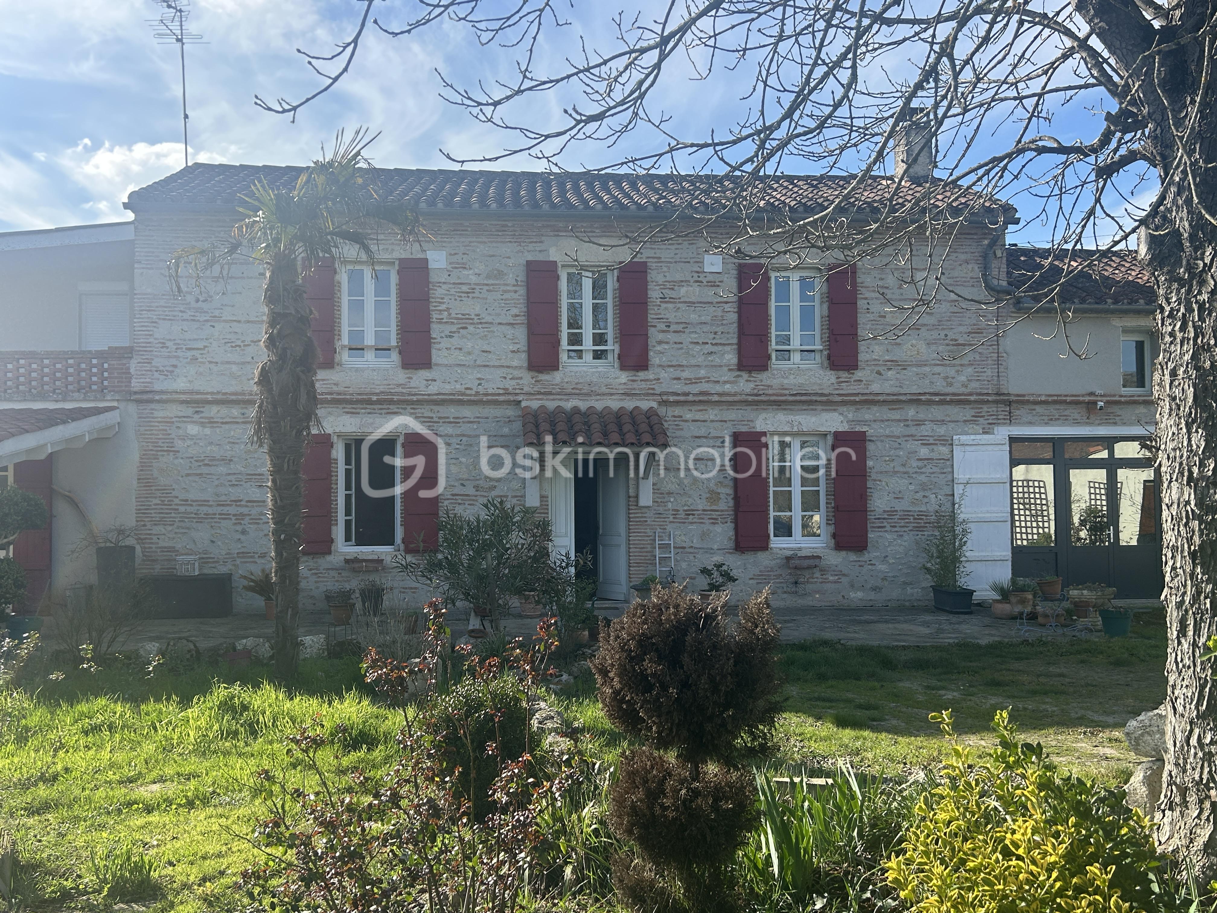 Maison 5 pièces 500 m² · à Valence · 500 m² · 245 000 €