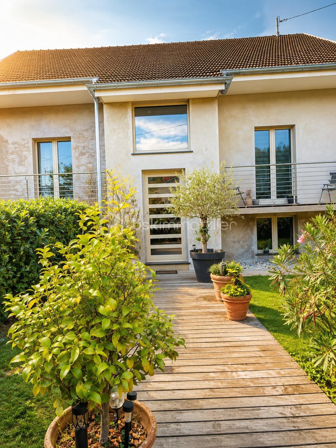 b4e19472-c2fe-4bb7-a1f8-70b03567f07b.png