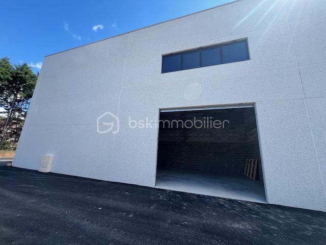 Local commercial de 107,80 m²