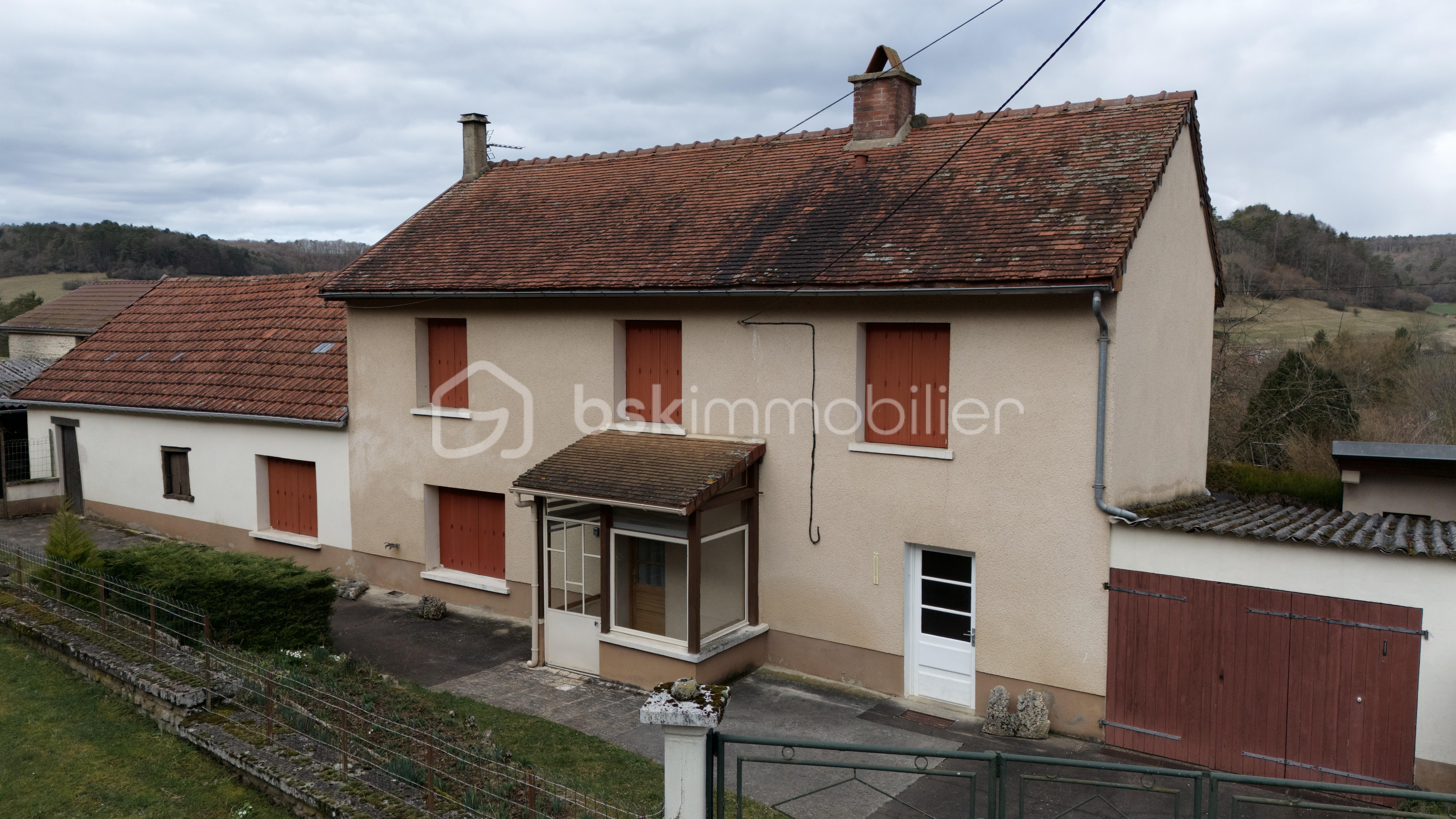Maison ancienne de 110 m² - dji_fly_20250312_113210_0292_1741686880147_photo.jpeg