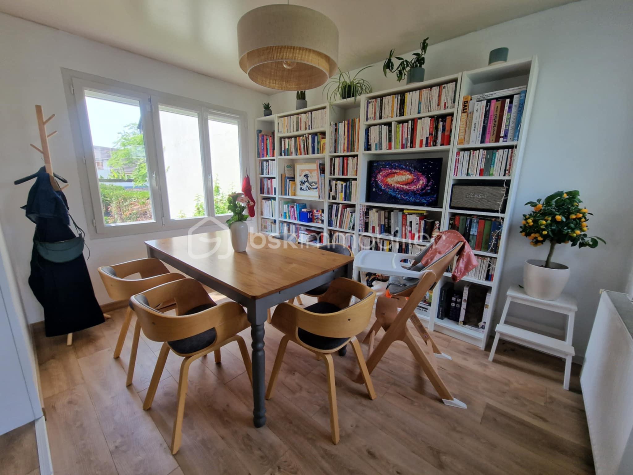 Maison de 93 m² - SEJOUR.jpg