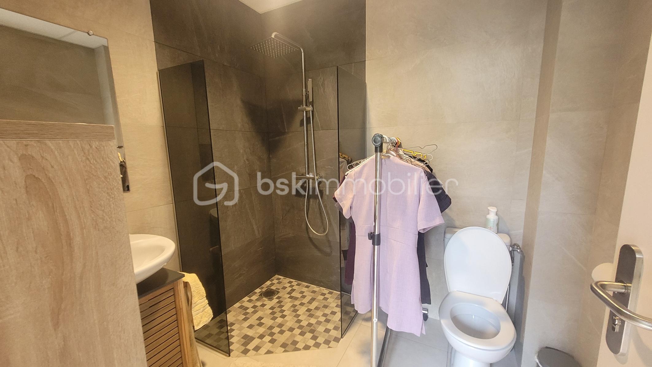 Local d activites de 155 m² - 217428-08.jpg