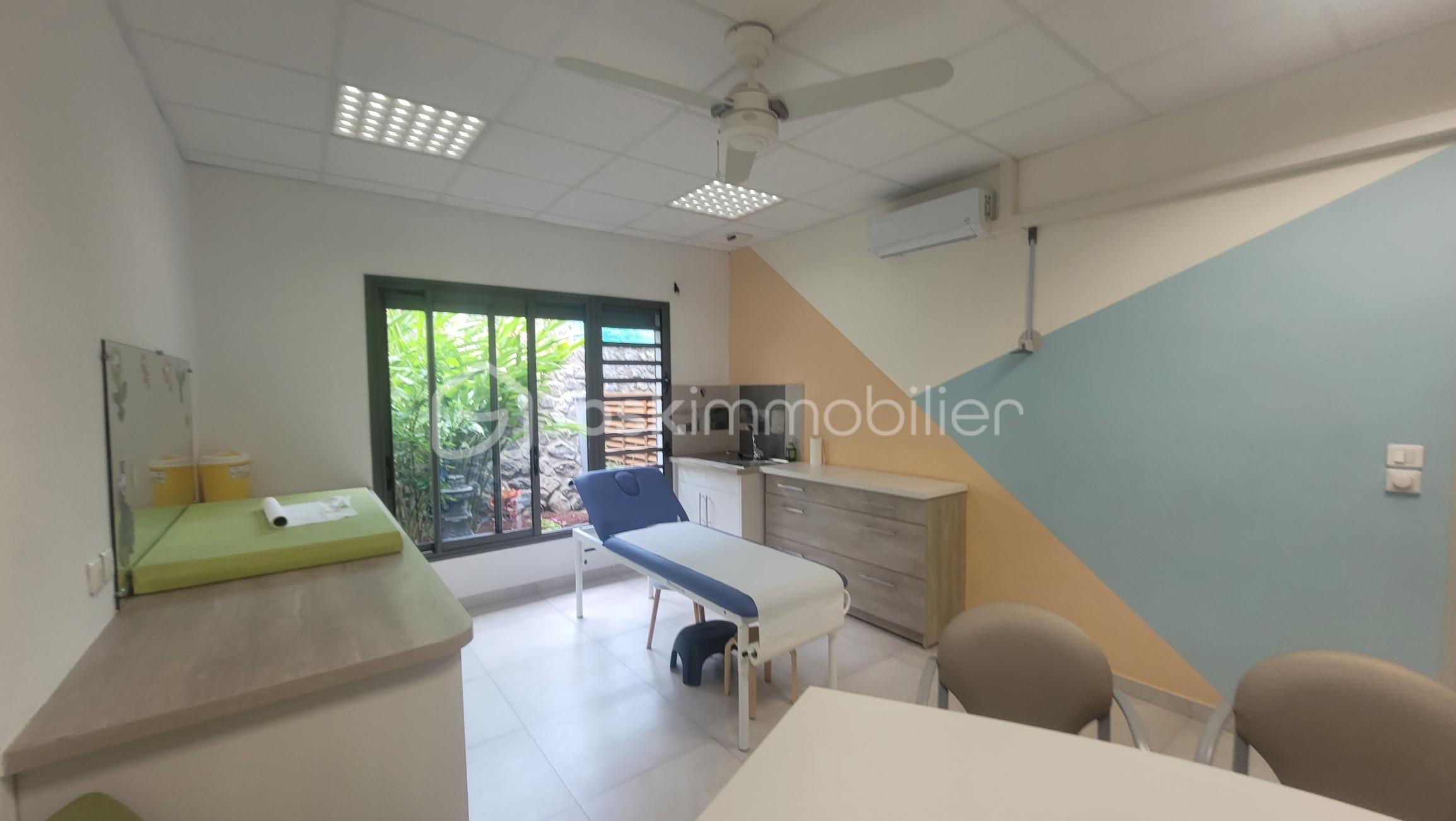 Local d activites de 155 m² - 217428-13.jpg