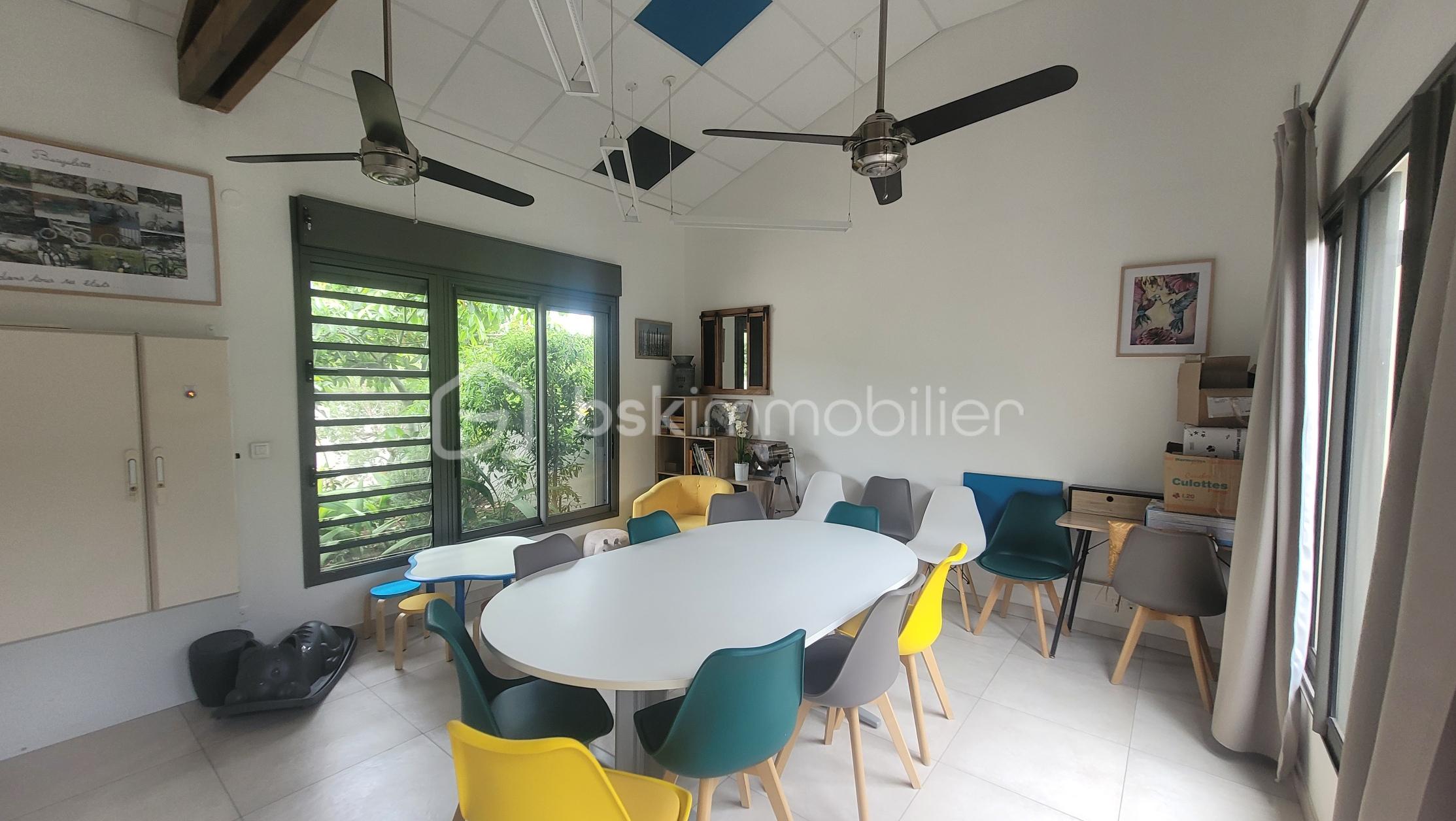 Local d activites de 155 m² - 217428-05.jpg