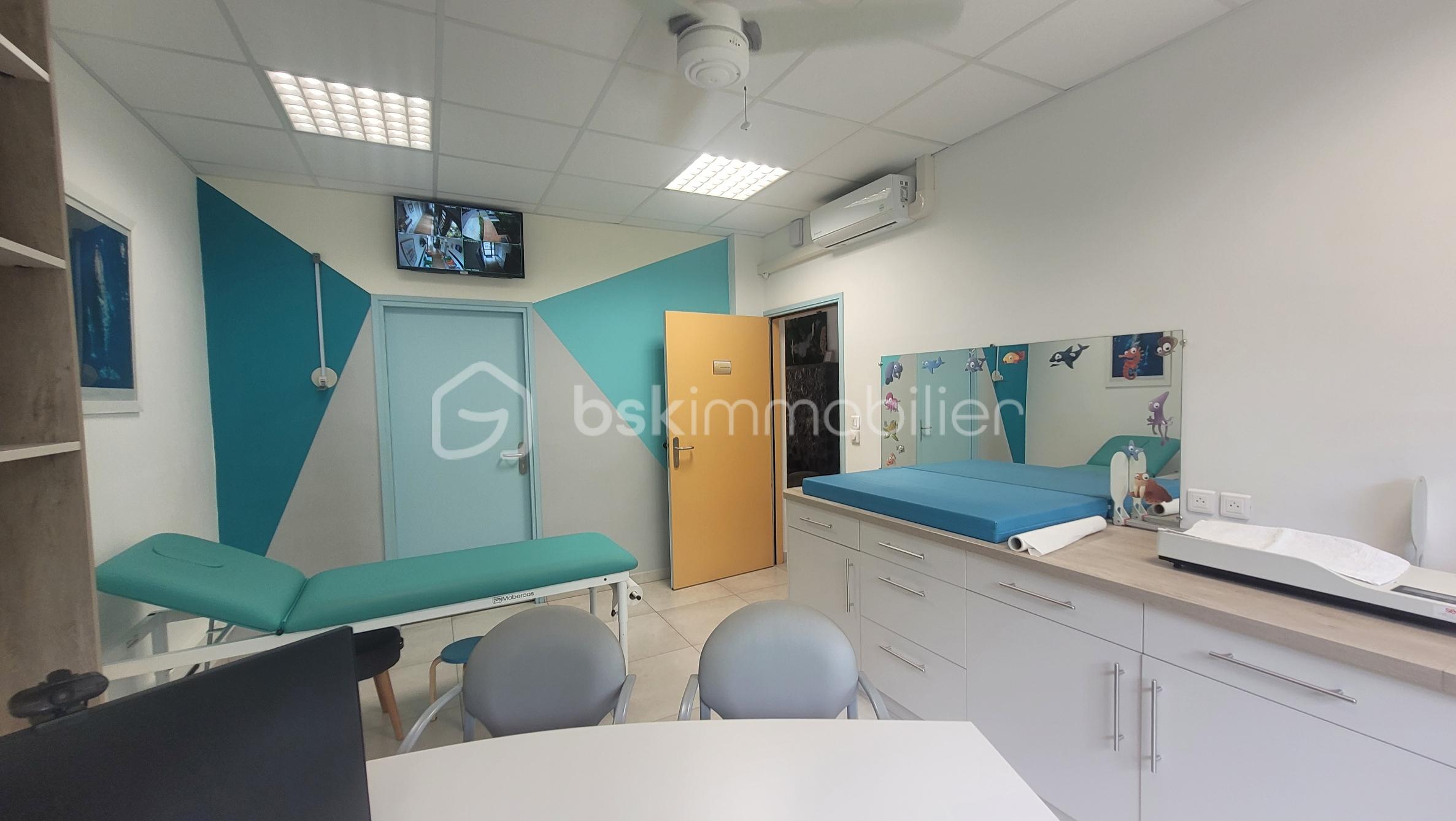 Local d activites de 155 m² - 217428-16.jpg