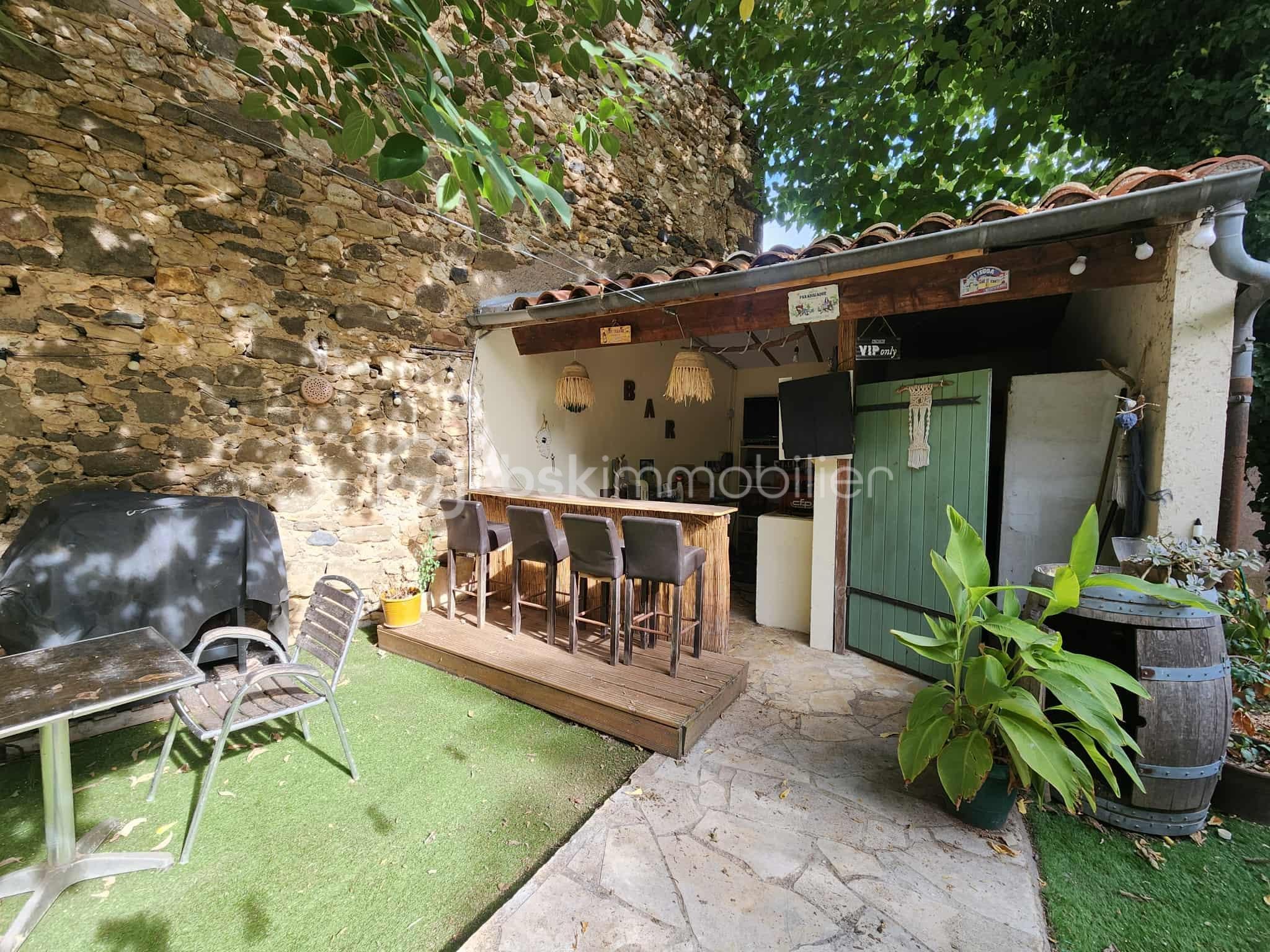 Maison de 246 m² - c3cc4cc2-360e-4b5b-bfee-7f24fcfbabb4.jpg
