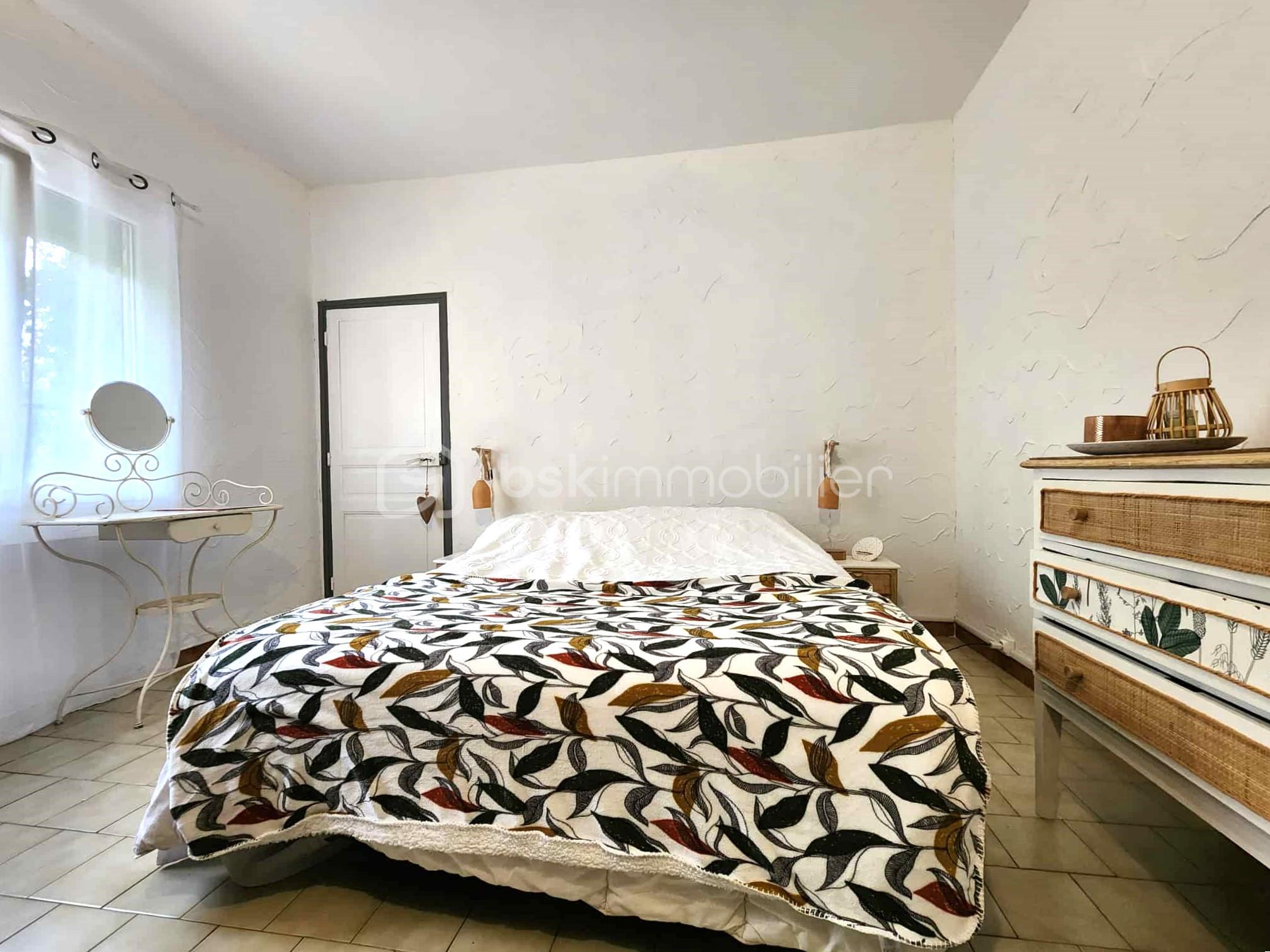 Maison de 246 m² - f2f713a2-087c-4cb3-9f80-149fd4538d0b.jpg