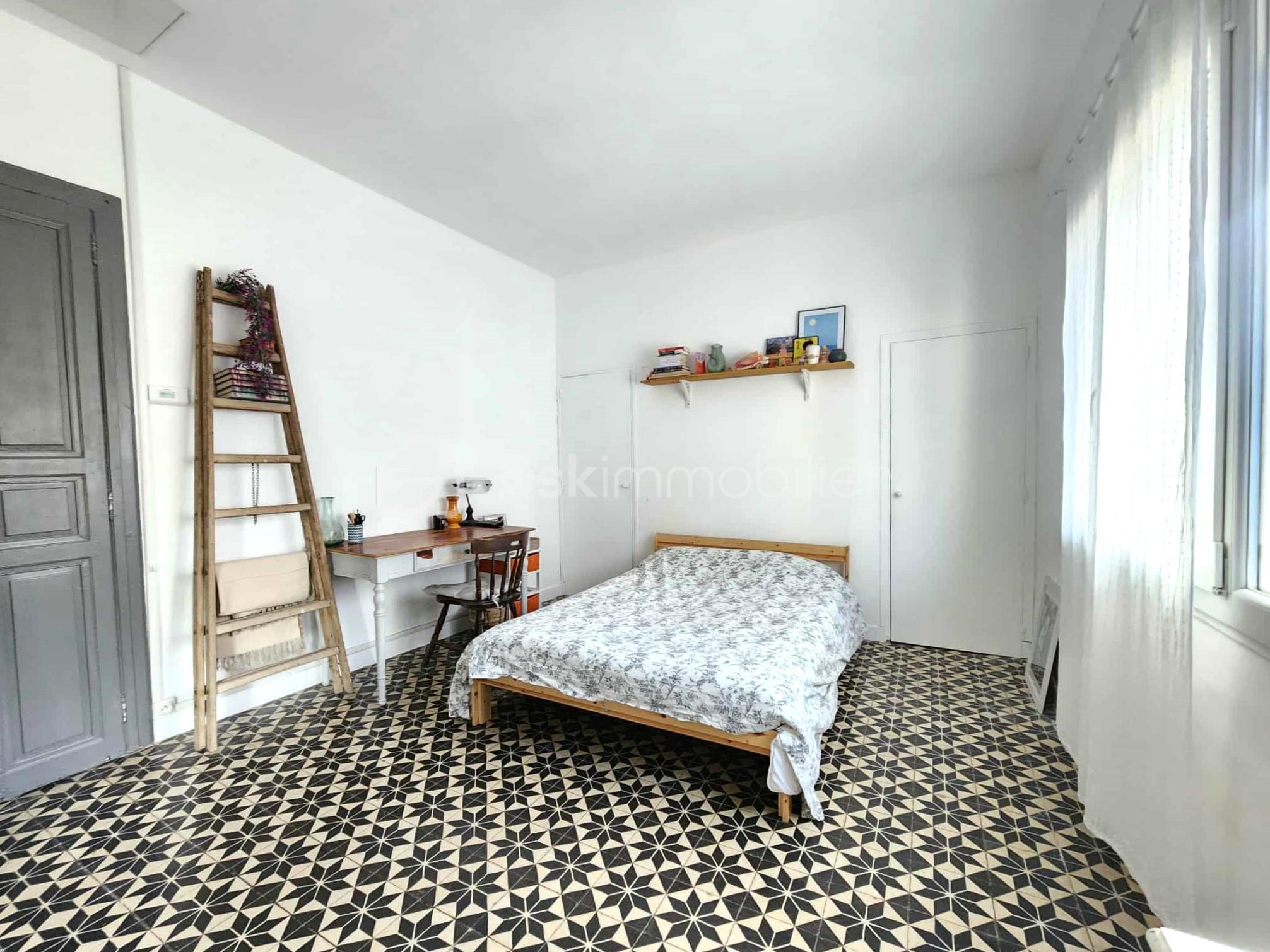 Maison de 246 m² - 2f3c3458-d291-4883-bc06-b996b820f274.jpg