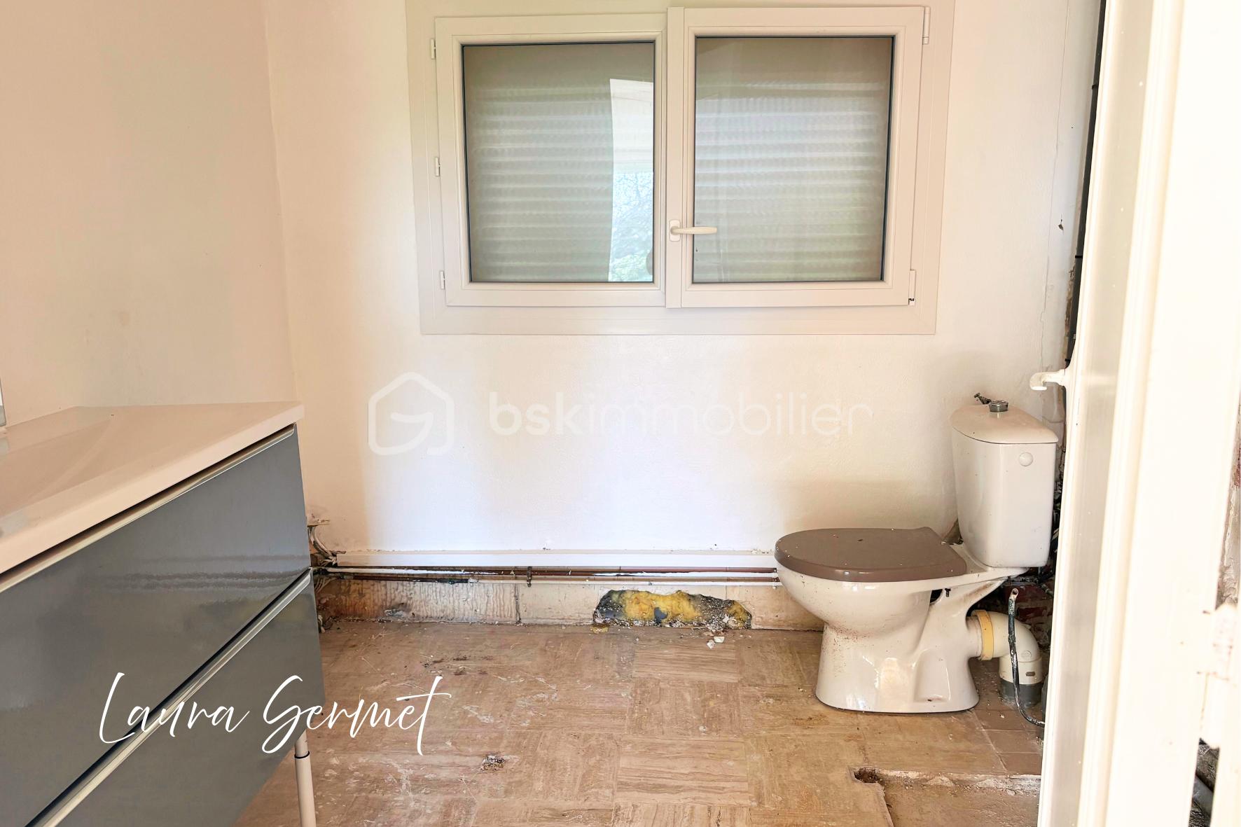 Maison ancienne de 100 m² - 1000000662.png