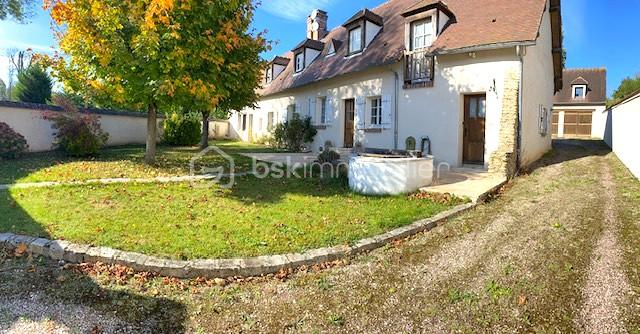 Maison de 180 m² - facade avec dépendance.jpg