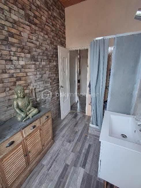 Maison de village de 250 m² - FB_IMG_1739721380166~2.jpg