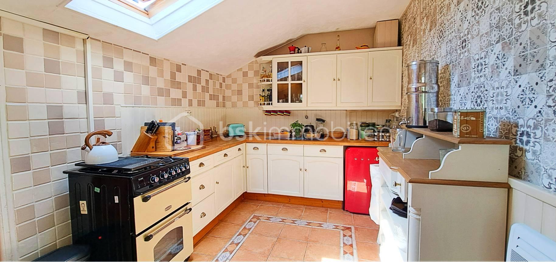Maison en pierre de 68 m² - cuisine 2.jpg