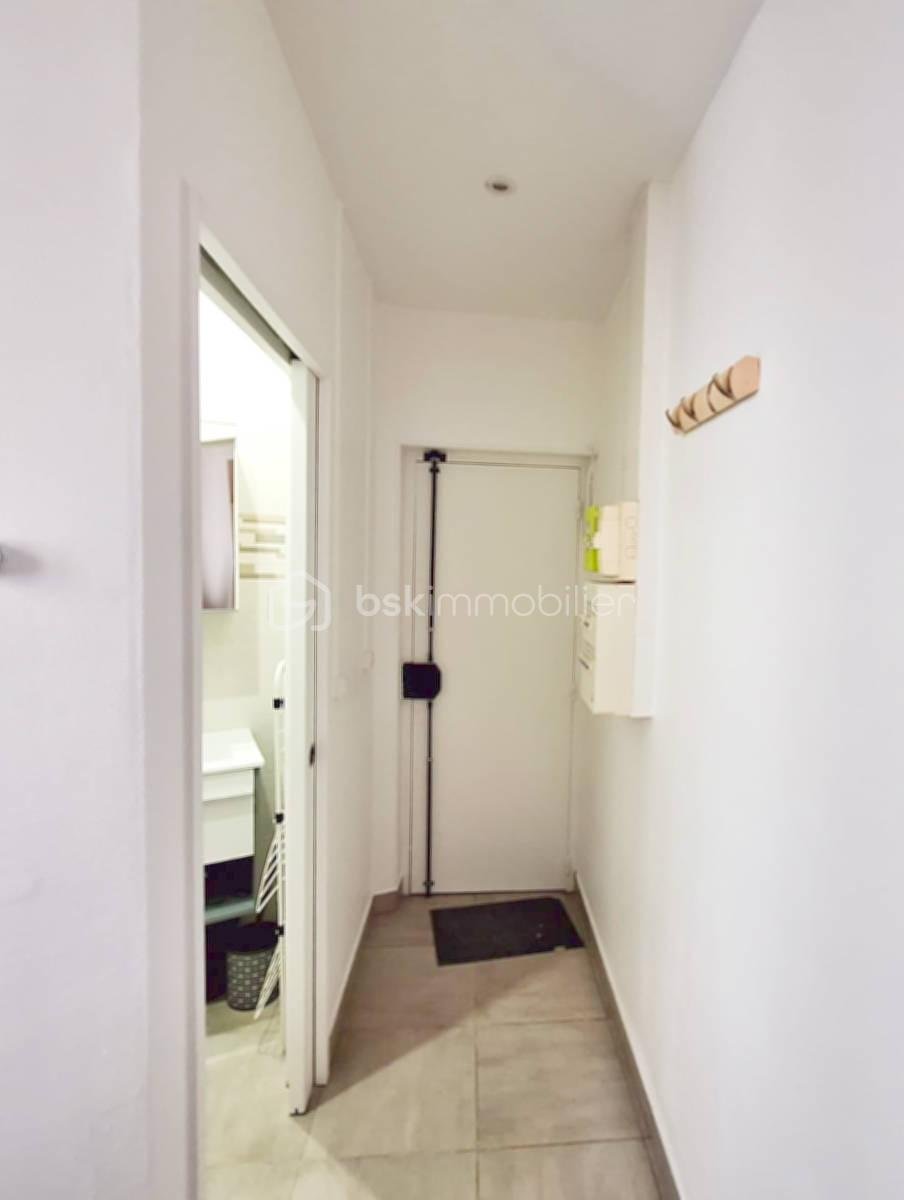 Appartement de 48 m² - Entrée.jpg
