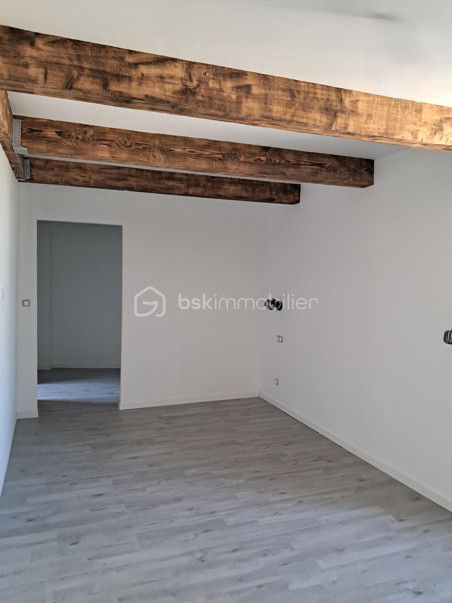 Maison ancienne de 180 m² - t.jpg